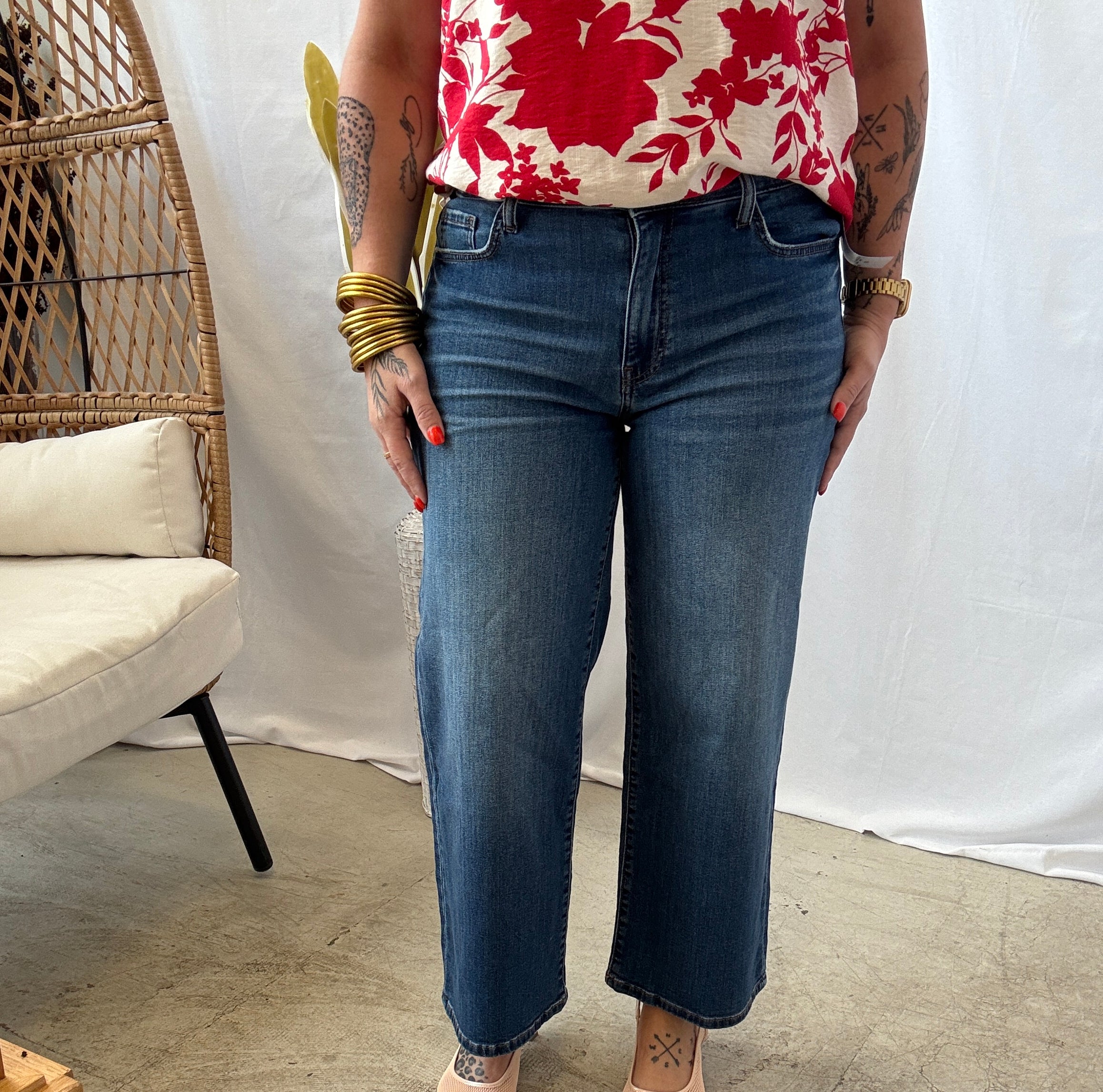 Kut Charlotte High Rise Wide Leg Jeans-Final Sale-Jeans-Kut-The Silo Boutique, Women's Fashion Boutique Located in Warren and Grand Forks North Dakota