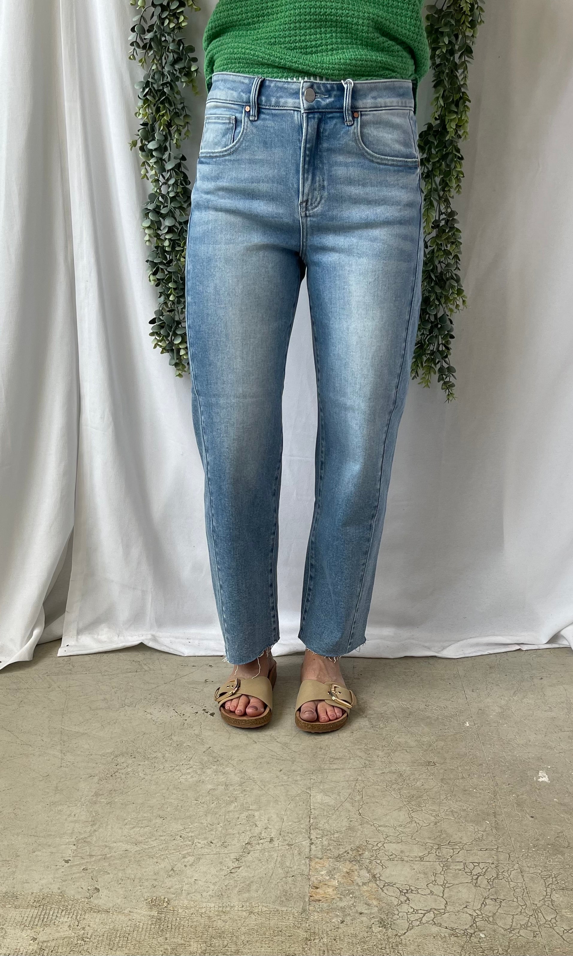 Risen Raw Slouchy Crop Barrel Jeans-Jeans-risen-The Silo Boutique, Women's Fashion Boutique Located in Warren and Grand Forks North Dakota