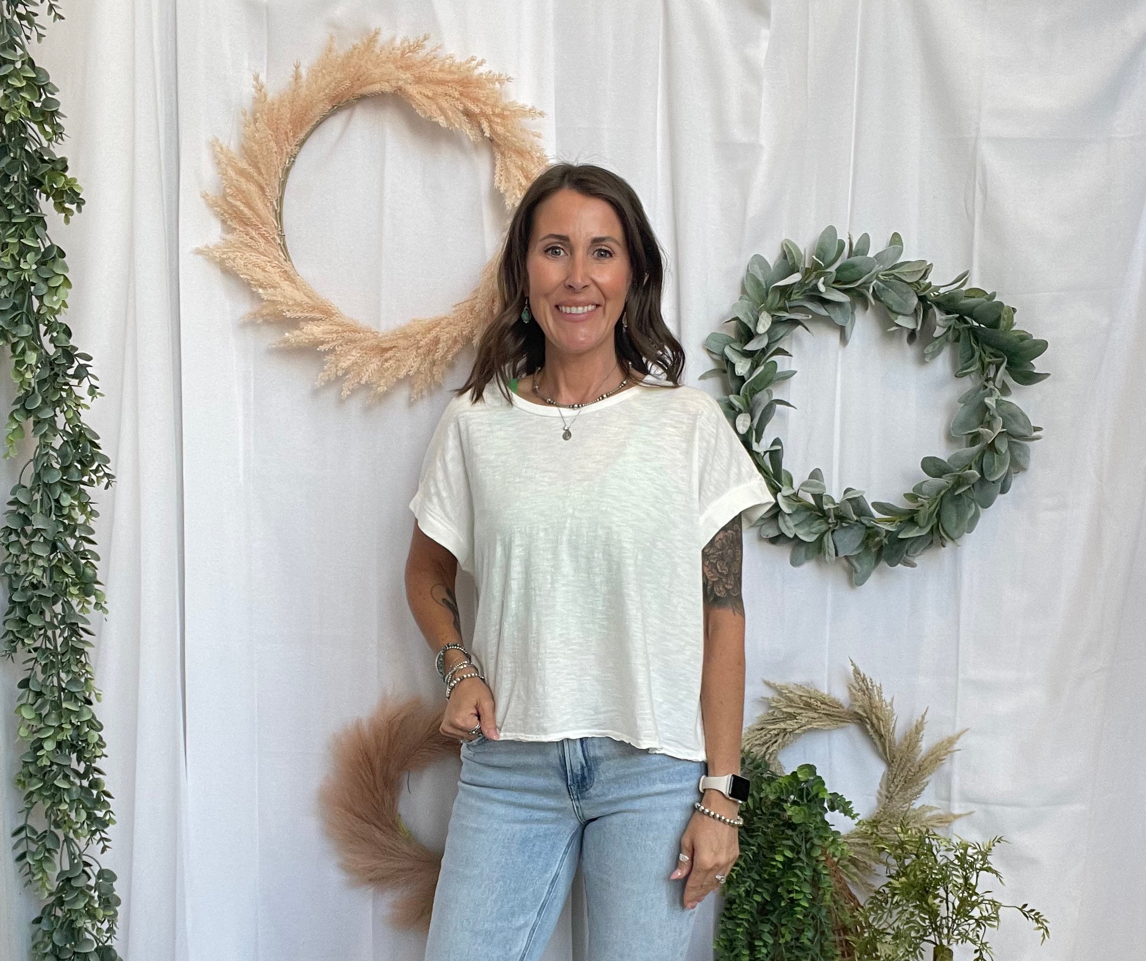 Vervet York Distressed Flare Jeans-Jeans-vervet-The Silo Boutique, Women's Fashion Boutique Located in Warren and Grand Forks North Dakota