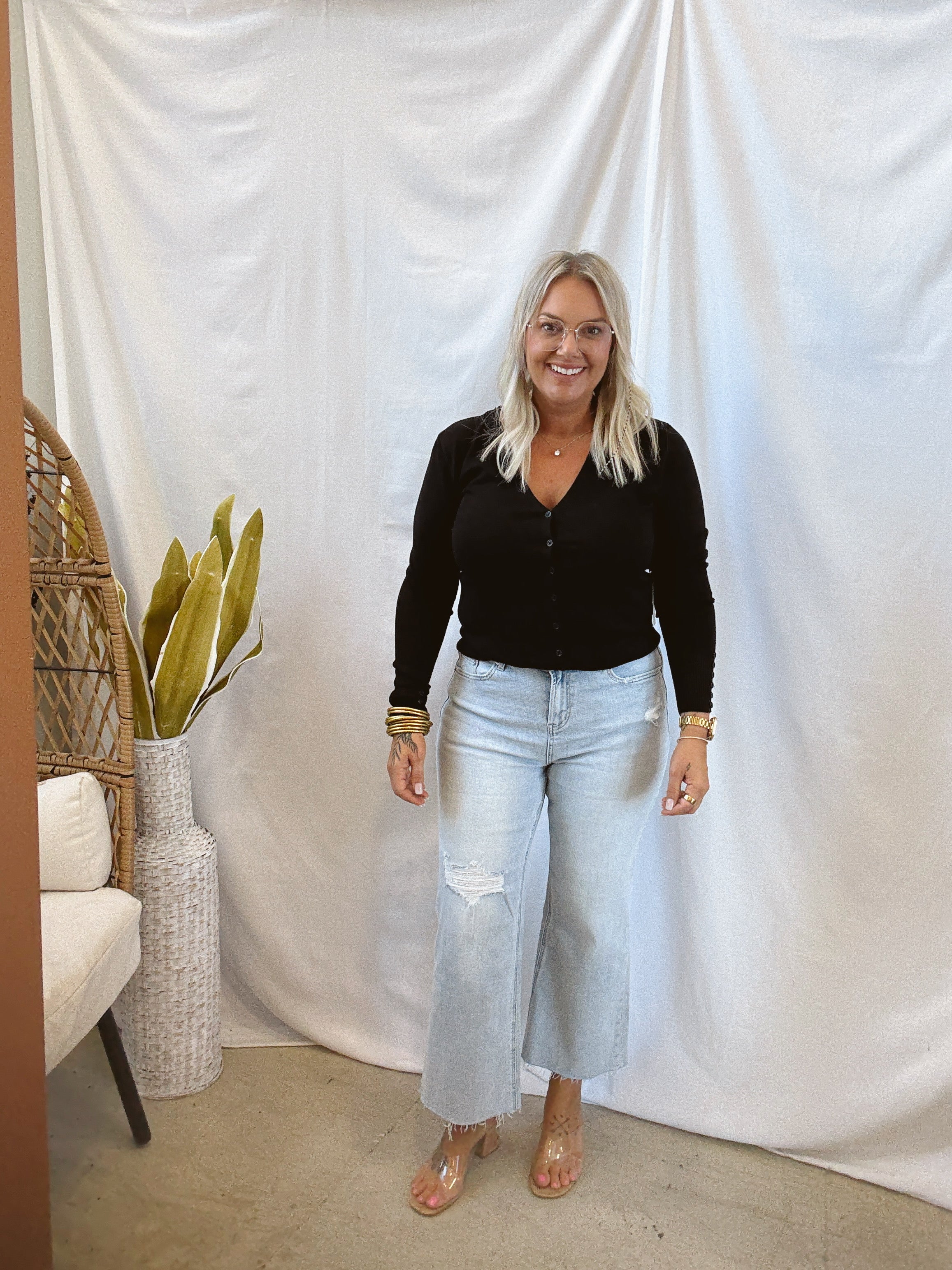 V Neck Cardigan Sweater-Final sale-Cardigans-cielo-The Silo Boutique, Women's Fashion Boutique Located in Warren and Grand Forks North Dakota