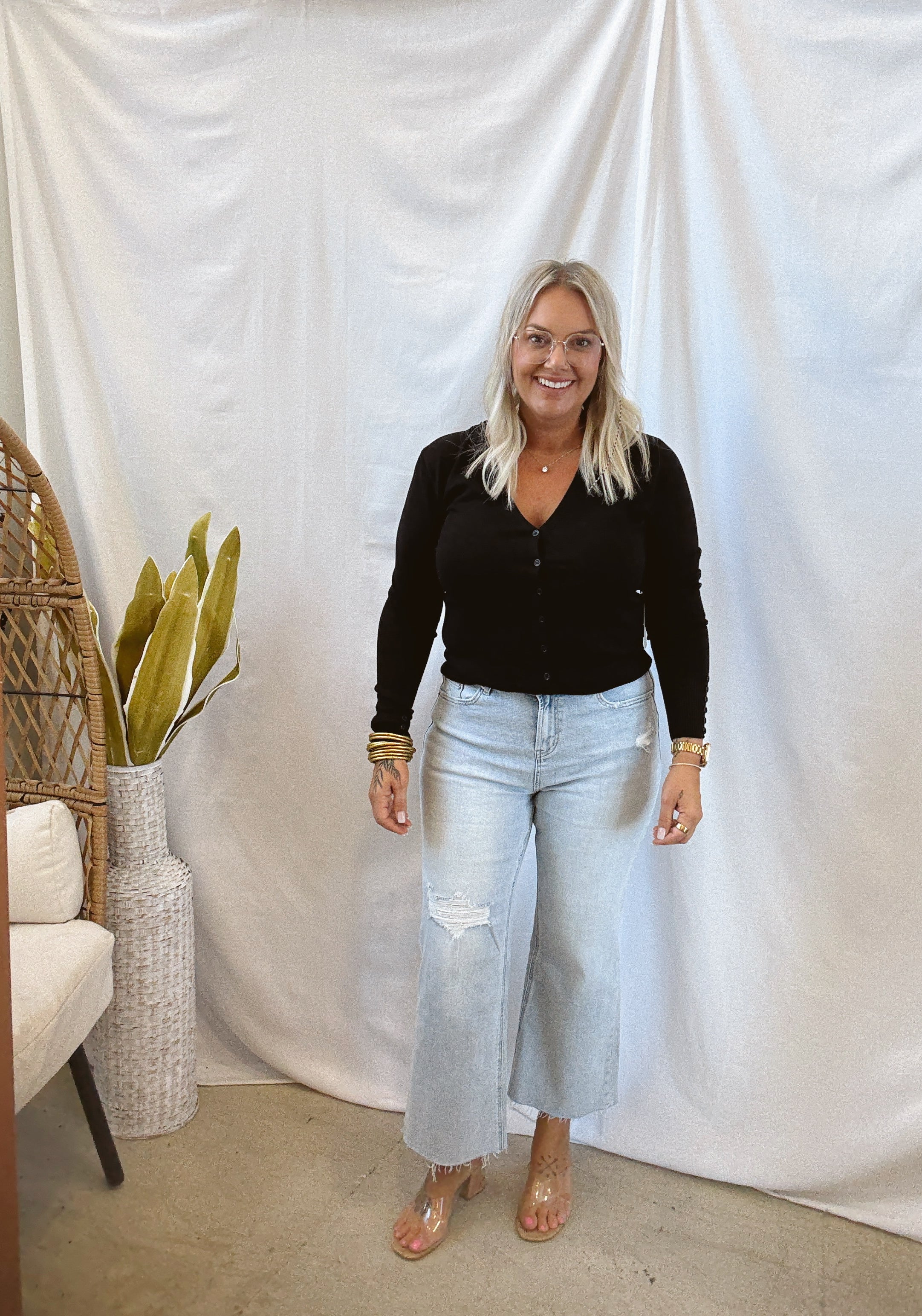 V Neck Cardigan Sweater-Final sale-Cardigans-cielo-The Silo Boutique, Women's Fashion Boutique Located in Warren and Grand Forks North Dakota