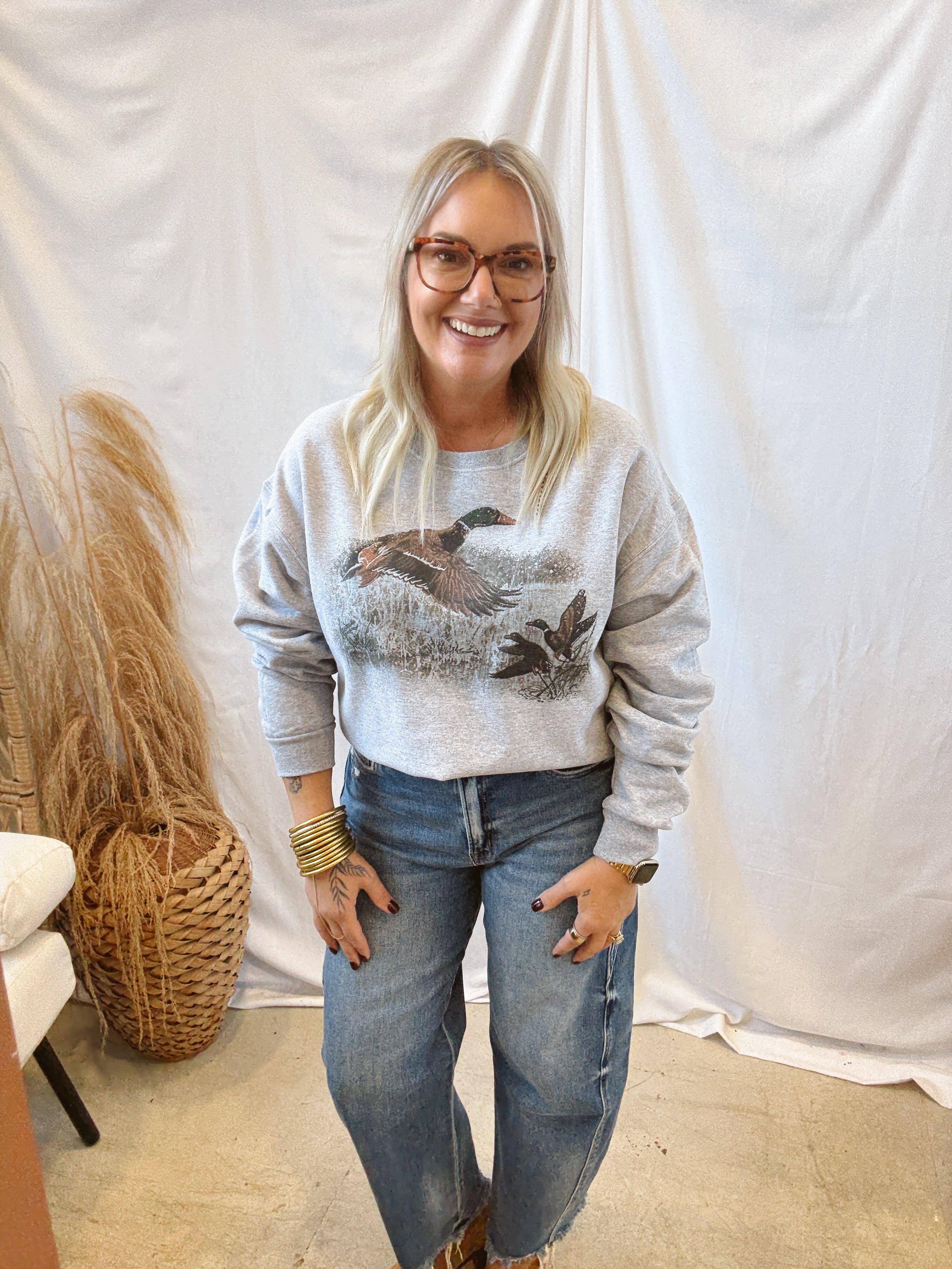 Retro Duck Sweatshirt-Sweatshirts-lattimore-The Silo Boutique, Women's Fashion Boutique Located in Warren and Grand Forks North Dakota