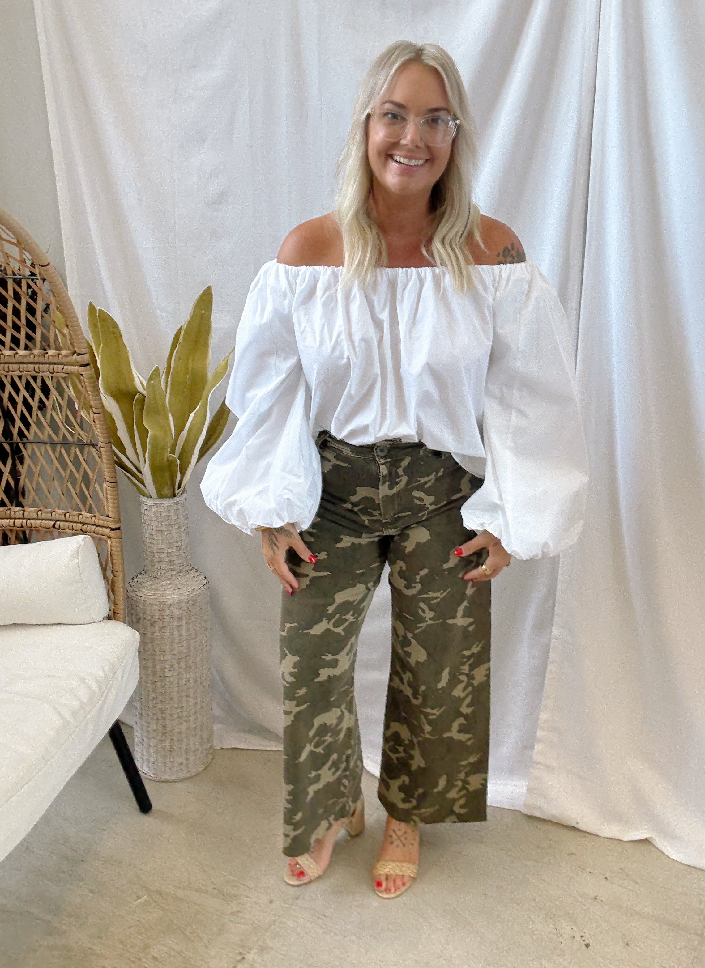 Stretch Camo Pants-Jeans-miou muse-The Silo Boutique, Women's Fashion Boutique Located in Warren and Grand Forks North Dakota