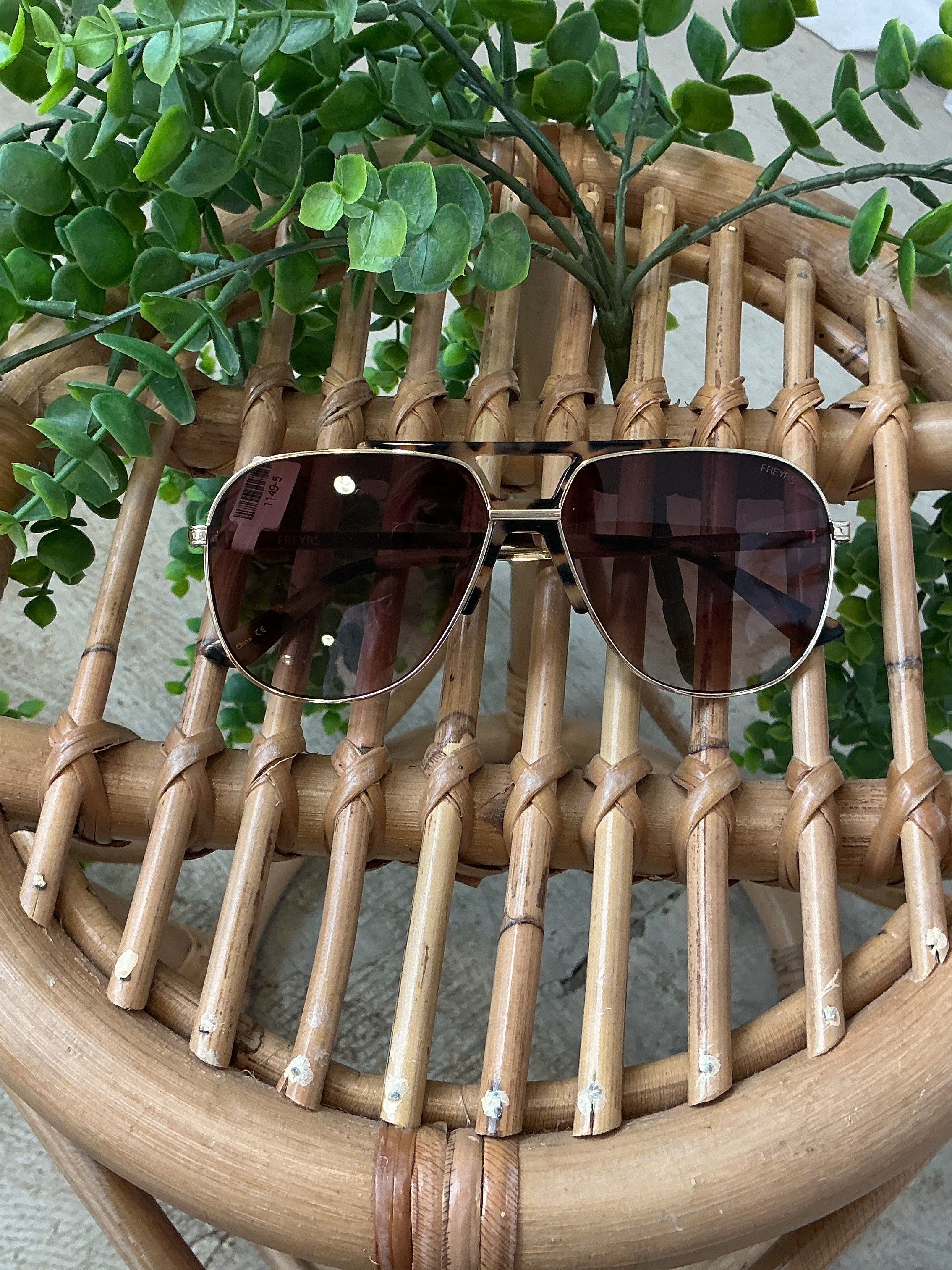 Freyrs Logan Sunglasses-Tortoise-Sunglasses-freyers-The Silo Boutique, Women's Fashion Boutique Located in Warren and Grand Forks North Dakota
