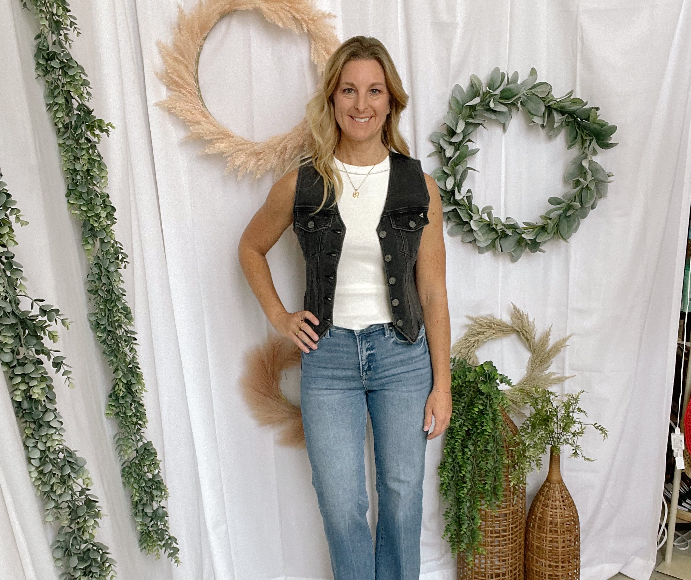 Risen Perfect Flare Jeans-Jeans-risen-The Silo Boutique, Women's Fashion Boutique Located in Warren and Grand Forks North Dakota