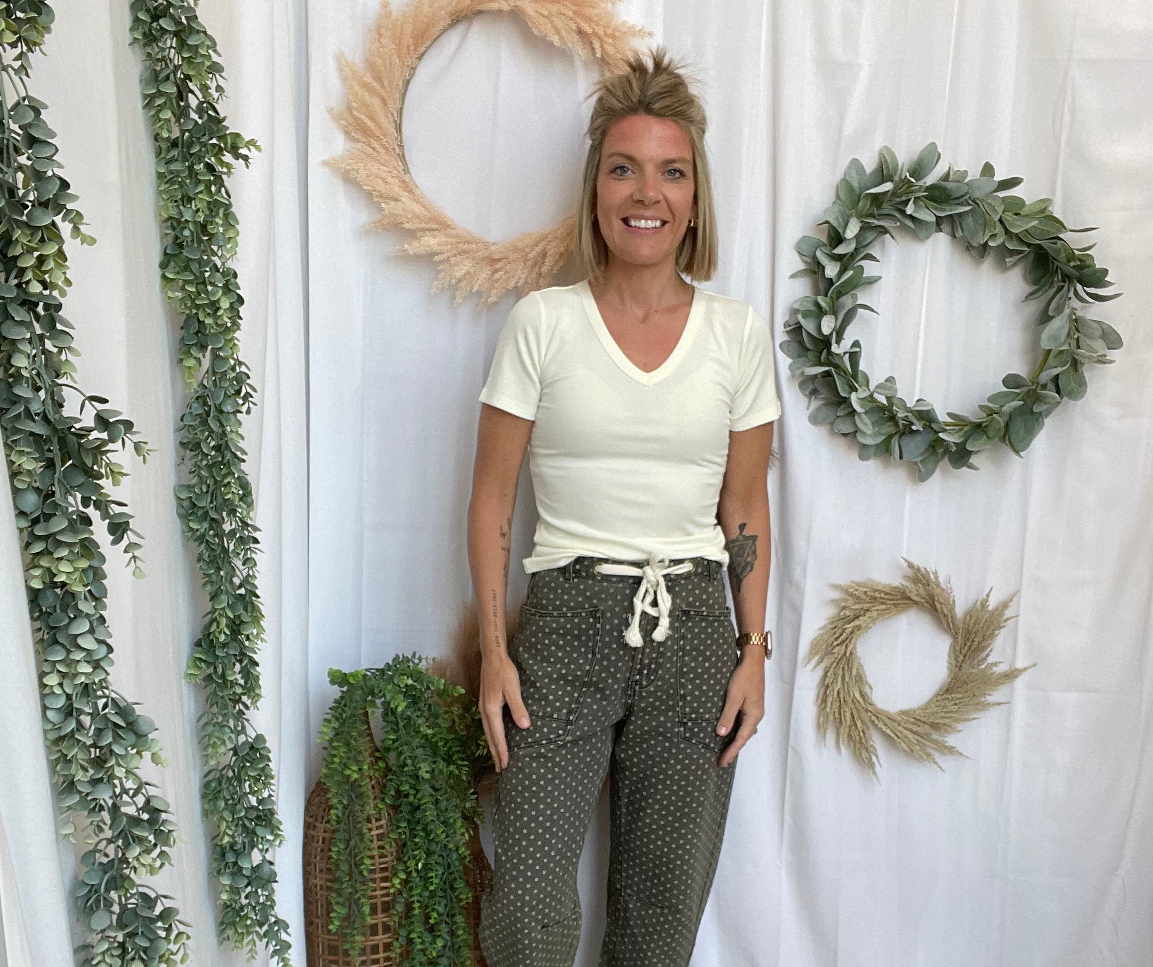 Muse Polka Dot Barrel Jeans-Jeans-miou muse-The Silo Boutique, Women's Fashion Boutique Located in Warren and Grand Forks North Dakota