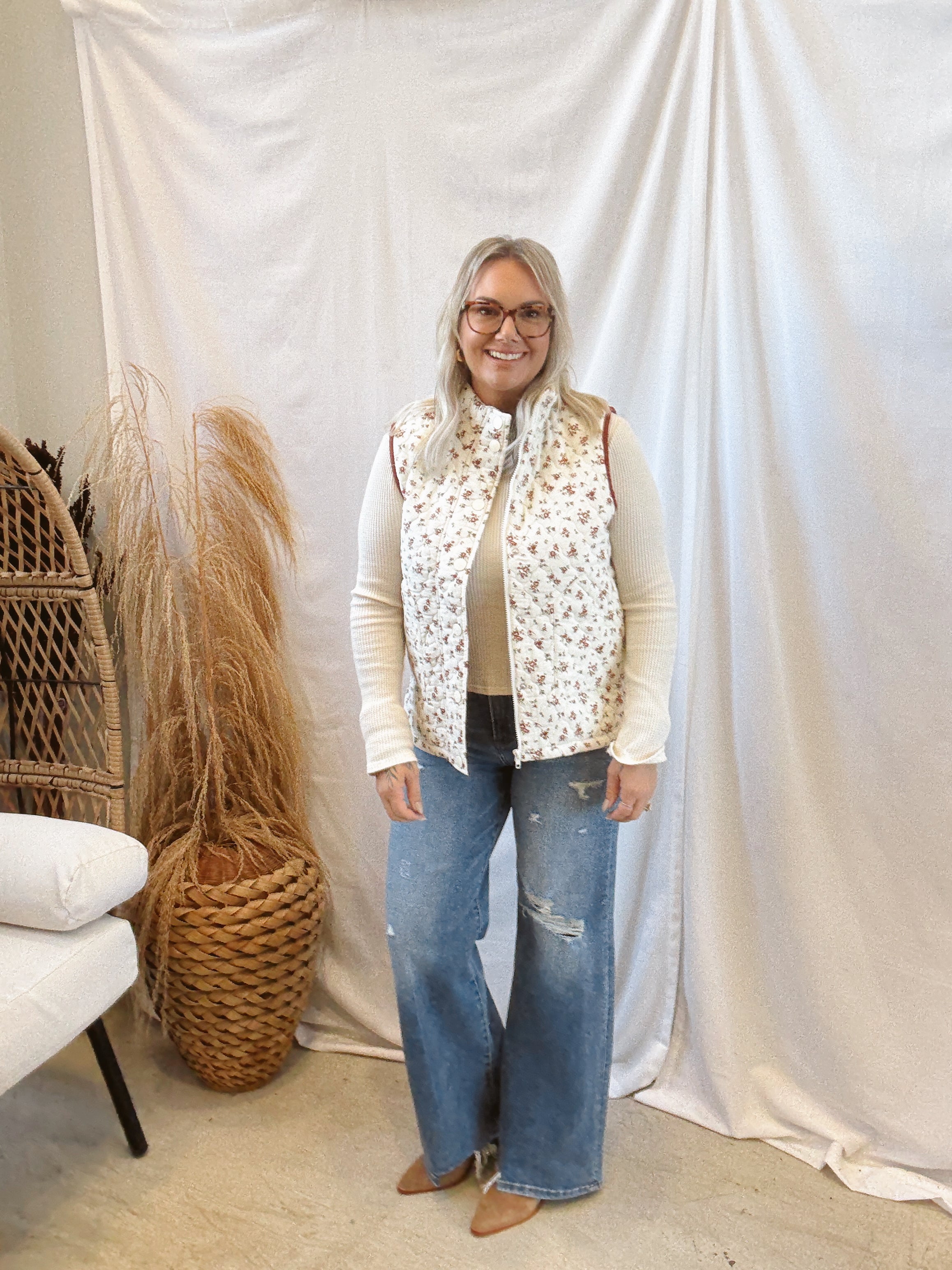 Cream Floral Quilted Vest-Vests-blu pepper-The Silo Boutique, Women's Fashion Boutique Located in Warren and Grand Forks North Dakota