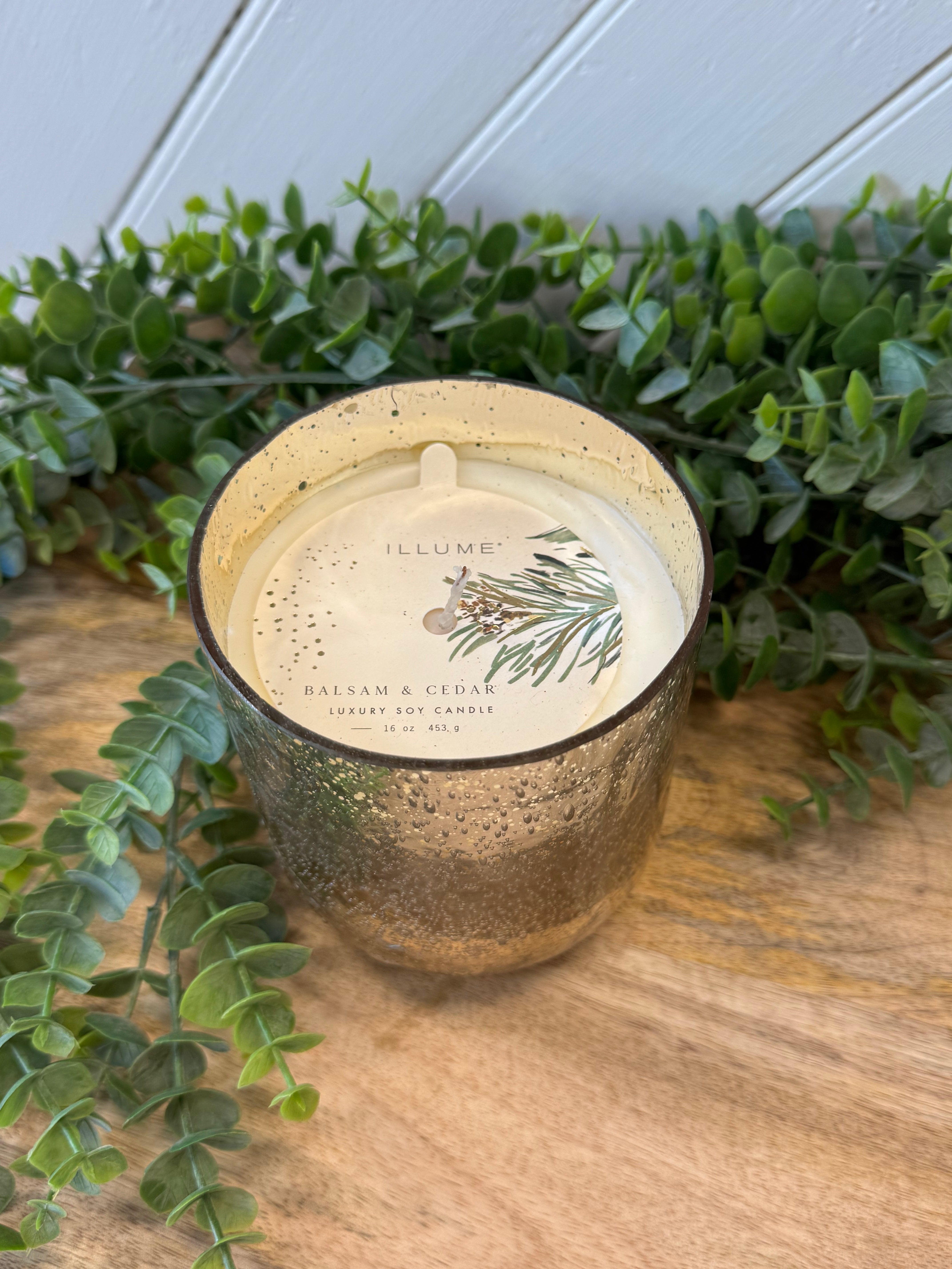 Illume Balsam & Cedar Radiant Glass Candle-Candles-Illume-The Silo Boutique, Women's Fashion Boutique Located in Warren and Grand Forks North Dakota