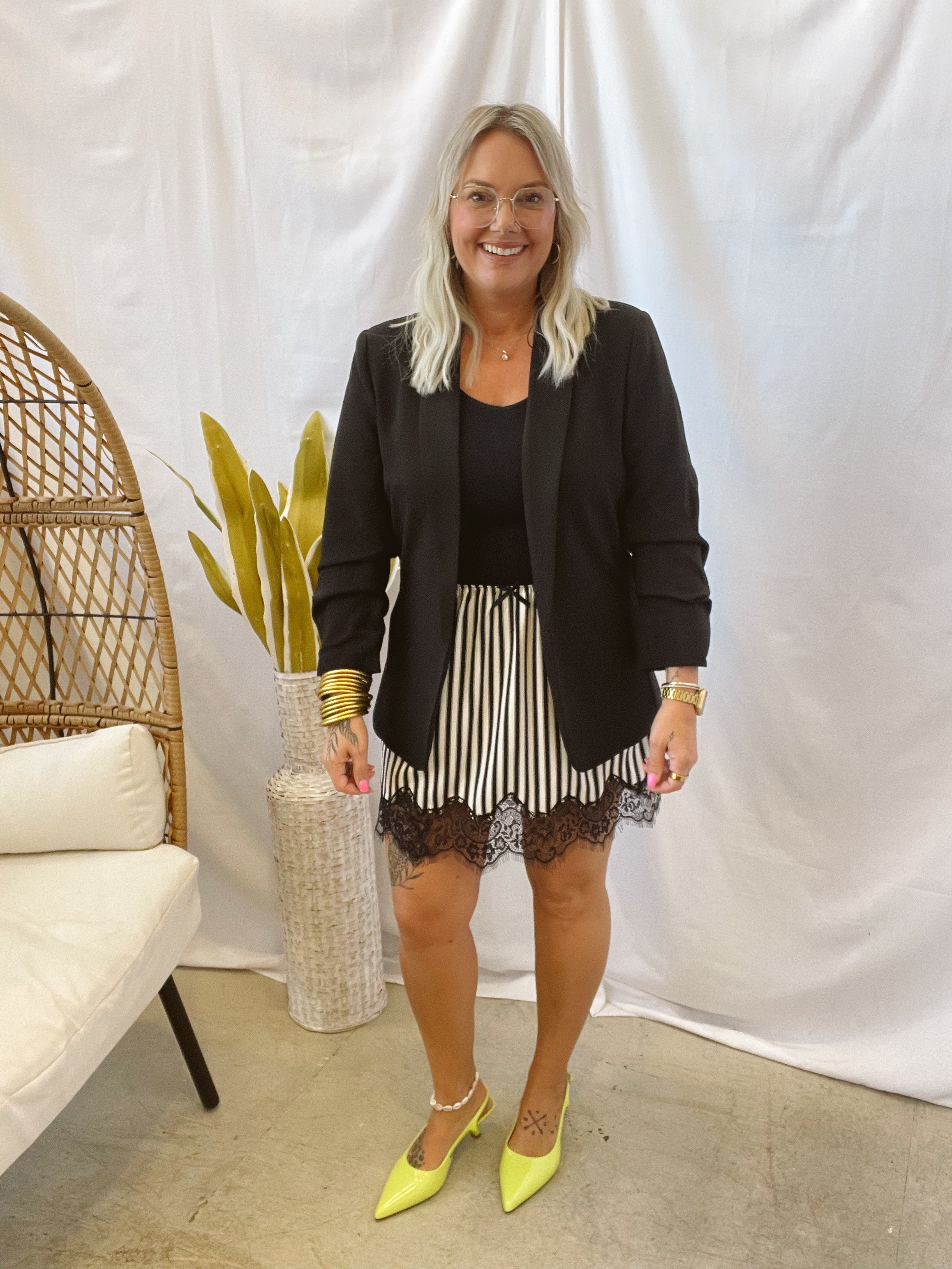 Classic Black Blazer-Blazers-eesome-The Silo Boutique, Women's Fashion Boutique Located in Warren and Grand Forks North Dakota