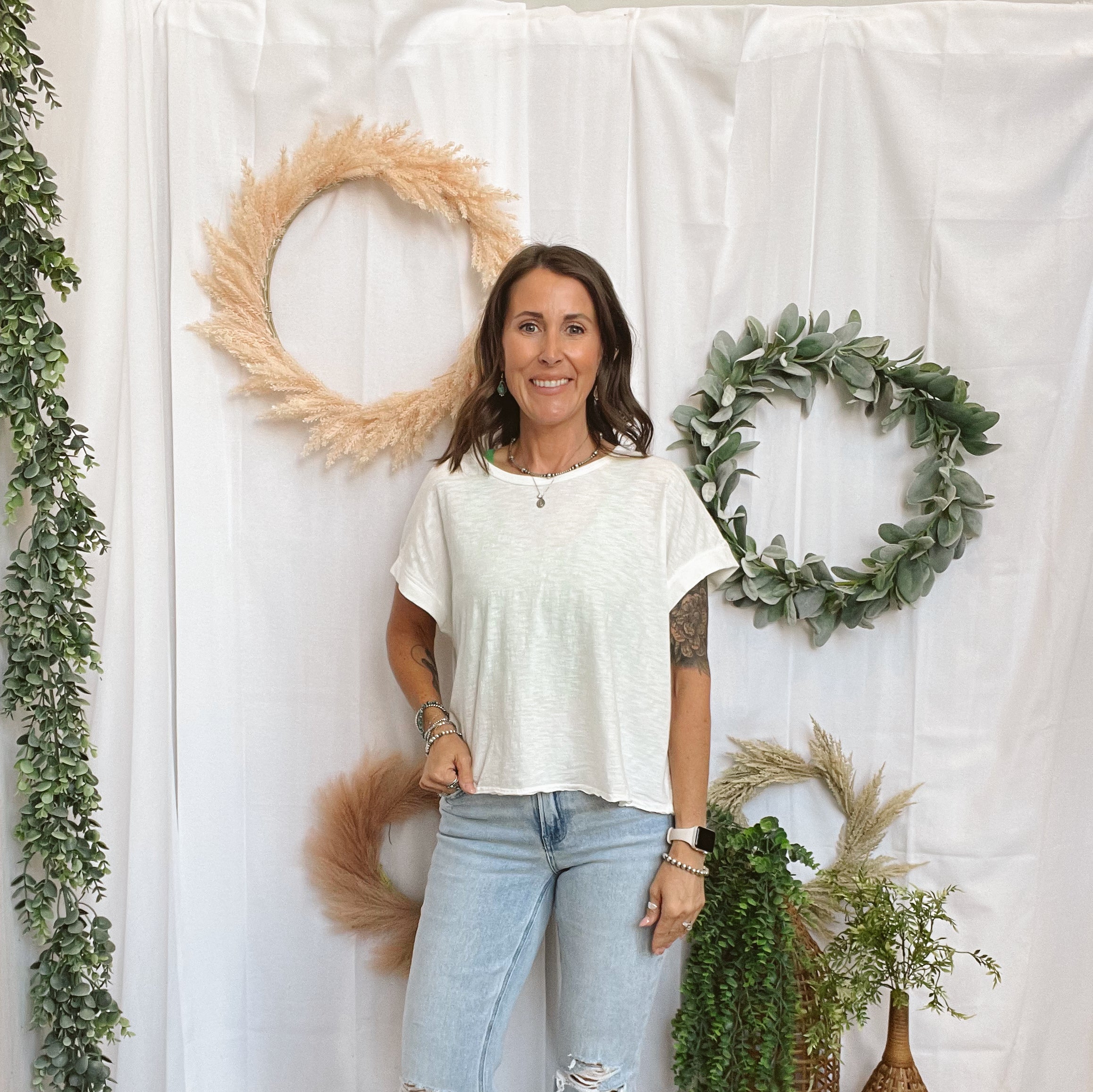 Vervet York Distressed Flare Jeans-Jeans-vervet-The Silo Boutique, Women's Fashion Boutique Located in Warren and Grand Forks North Dakota