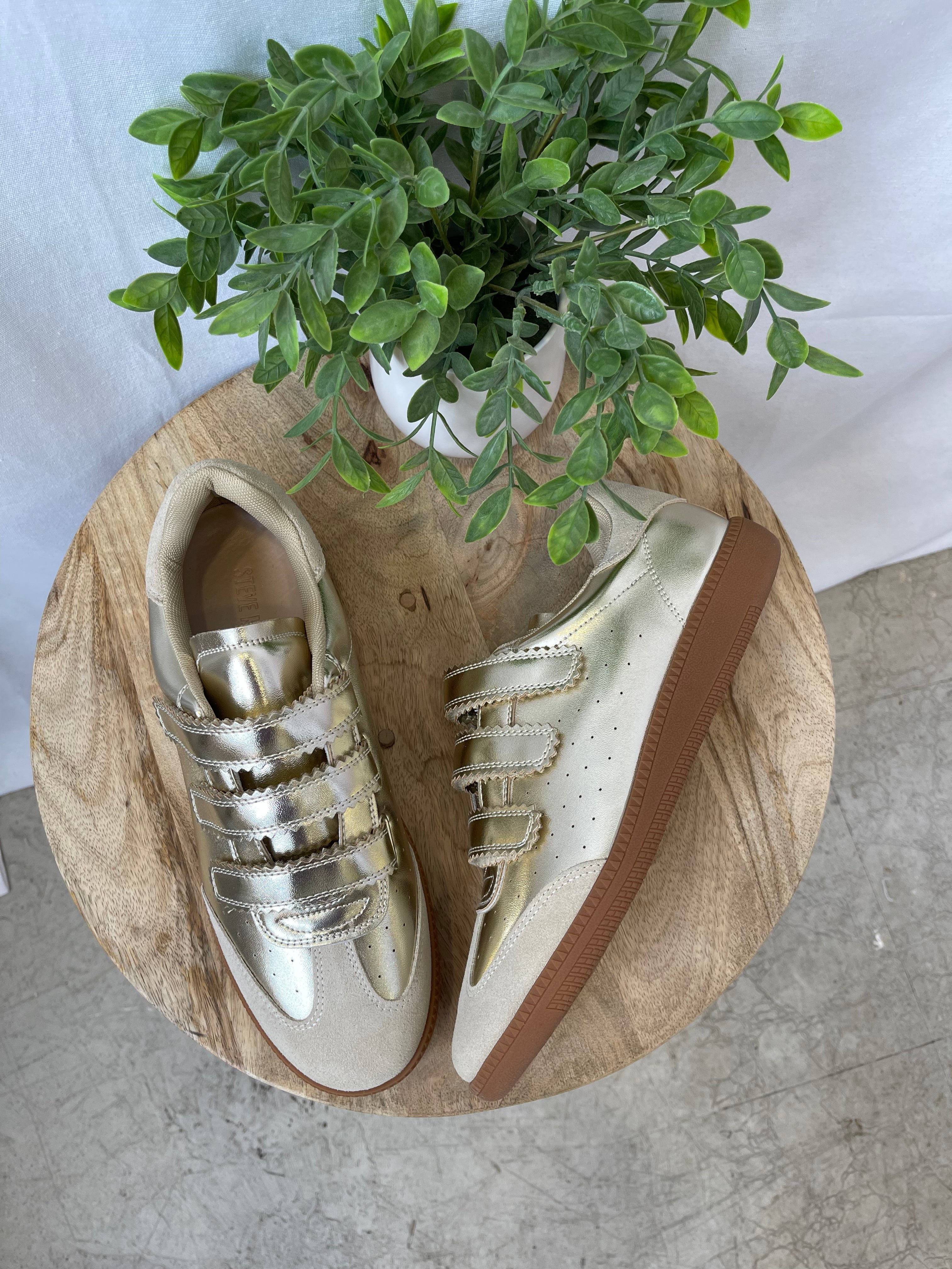 Steve Madden Momentum Gold Sneaker-Final Sale-Sneakers-steve madden-The Silo Boutique, Women's Fashion Boutique Located in Warren and Grand Forks North Dakota