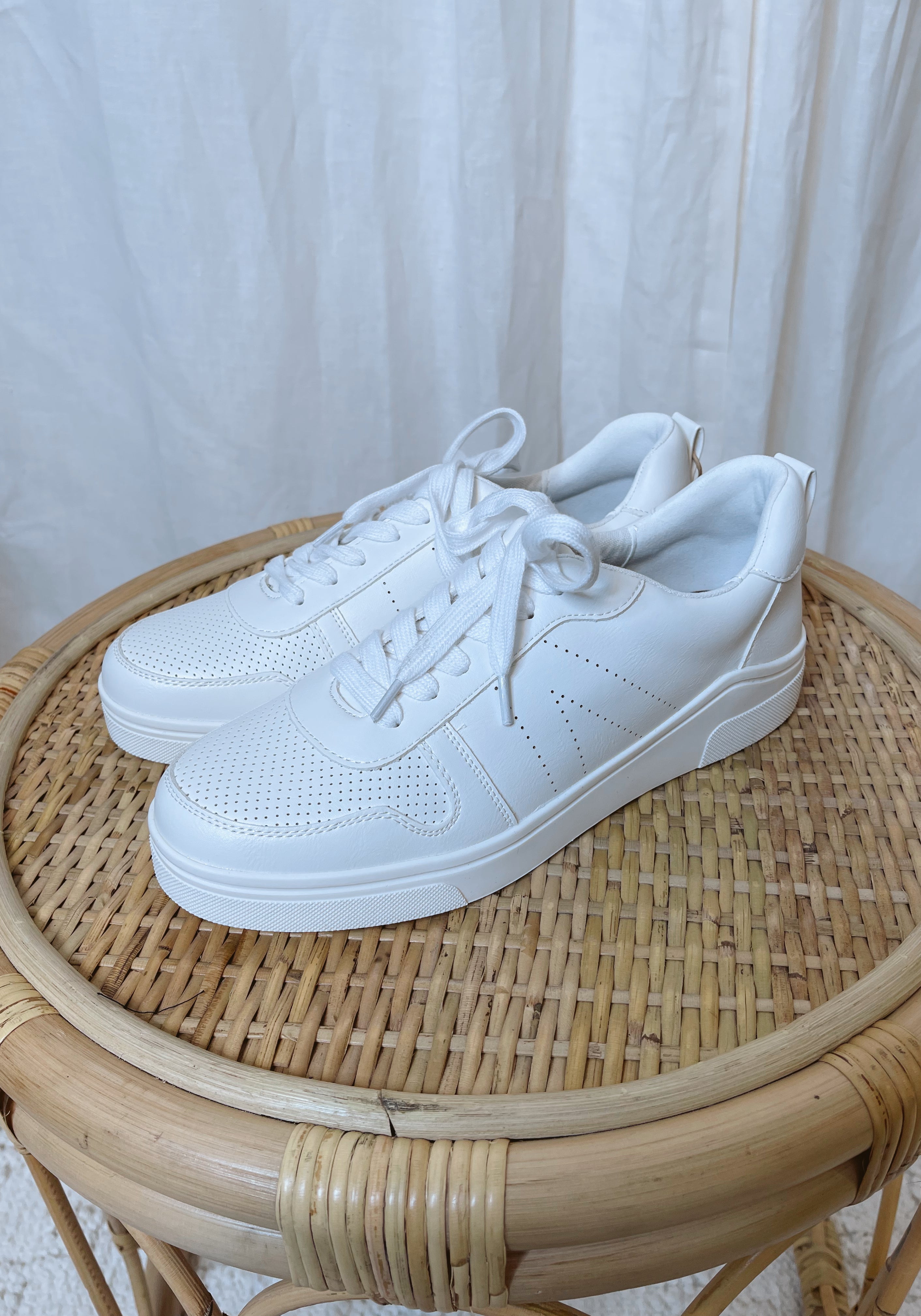 Mia Alta White Sneaker-Final Sale-Sneakers-MIA-The Silo Boutique, Women's Fashion Boutique Located in Warren and Grand Forks North Dakota
