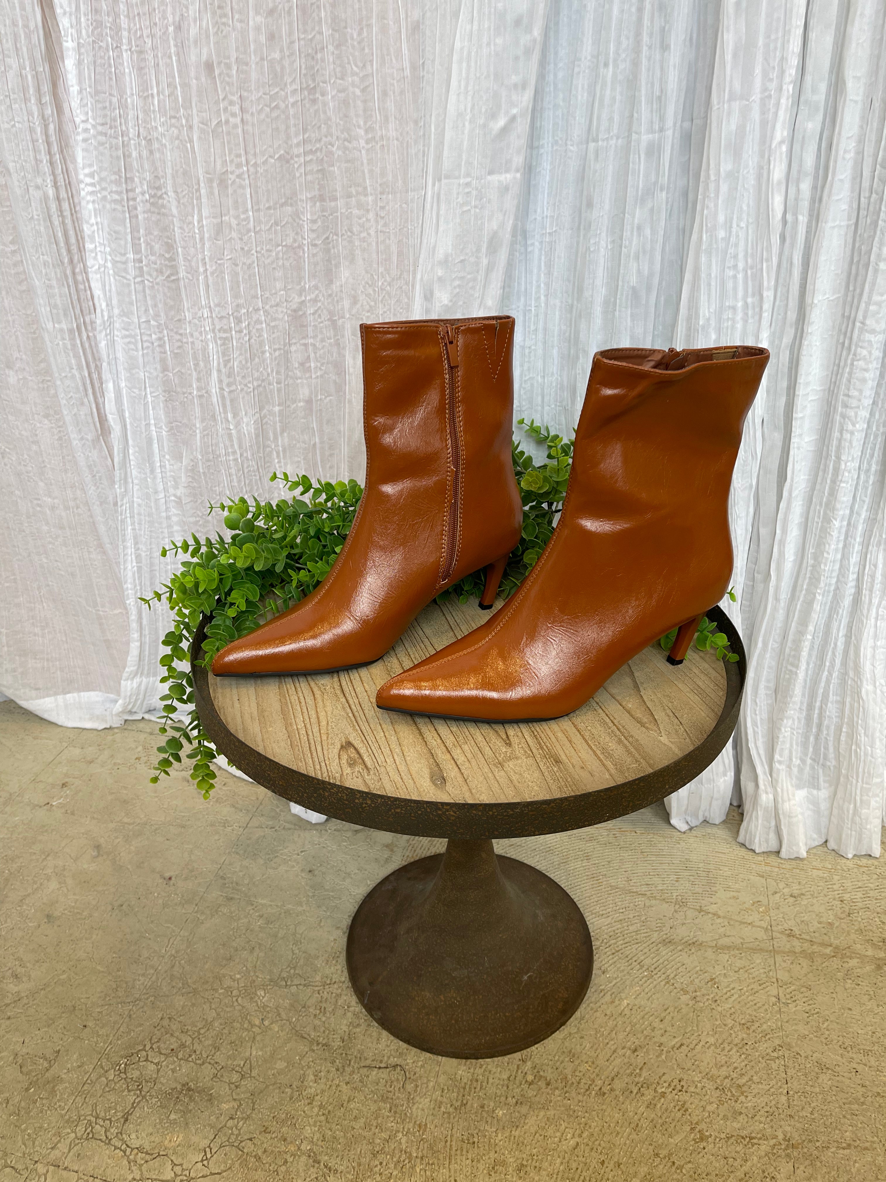 Rocky Short Boot-Camel-Boots-Forever Link-The Silo Boutique, Women's Fashion Boutique Located in Warren and Grand Forks North Dakota