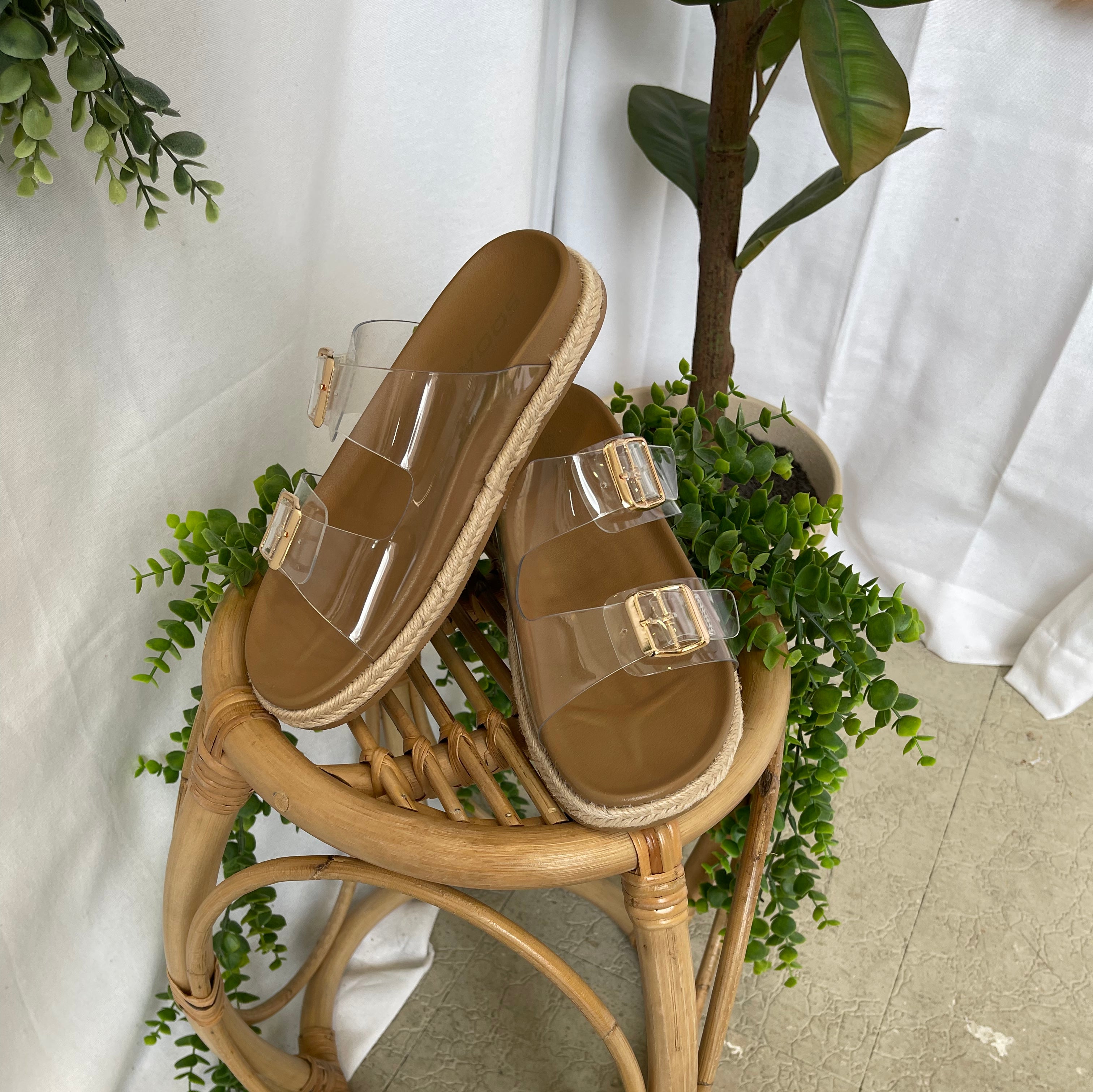 Soda Crest Clear Sandal-Shoes-soda-The Silo Boutique, Women's Fashion Boutique Located in Warren and Grand Forks North Dakota