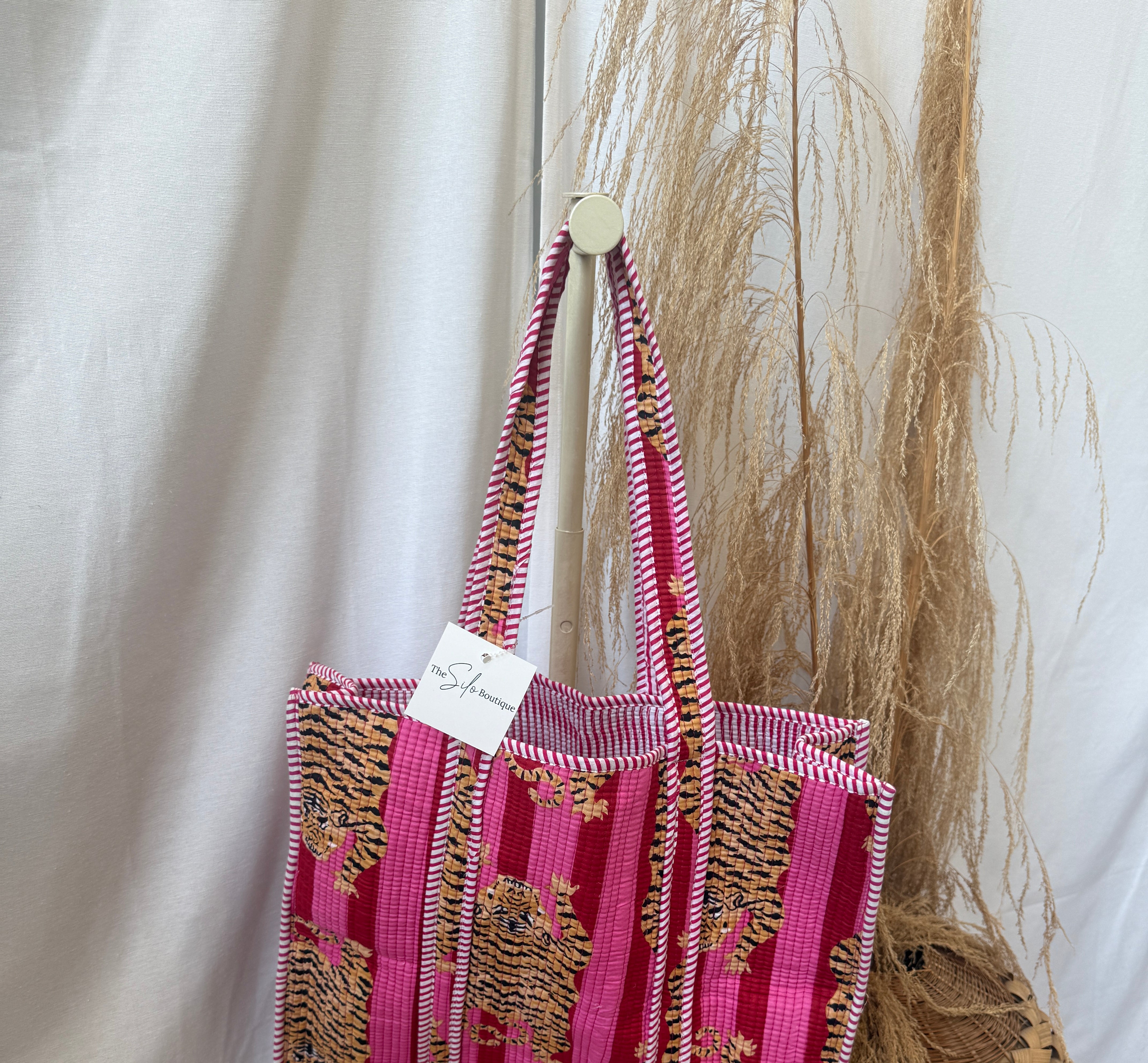 Quilted Bag-Pink Tiger-Purses-faire-The Silo Boutique, Women's Fashion Boutique Located in Warren and Grand Forks North Dakota