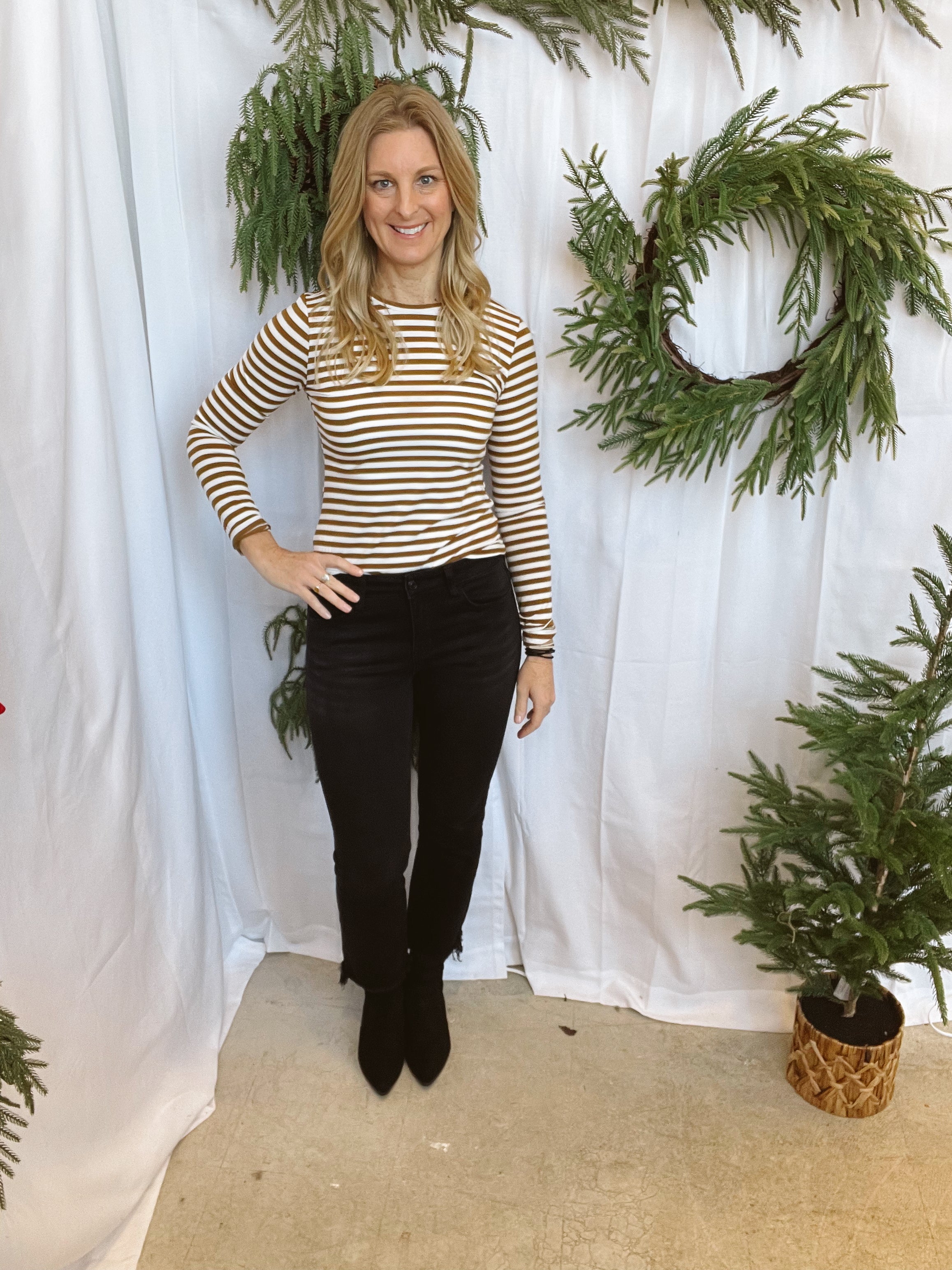 Lovervet Grandeur Black Jeans-Final Sale-Jeans-lovervet-The Silo Boutique, Women's Fashion Boutique Located in Warren and Grand Forks North Dakota