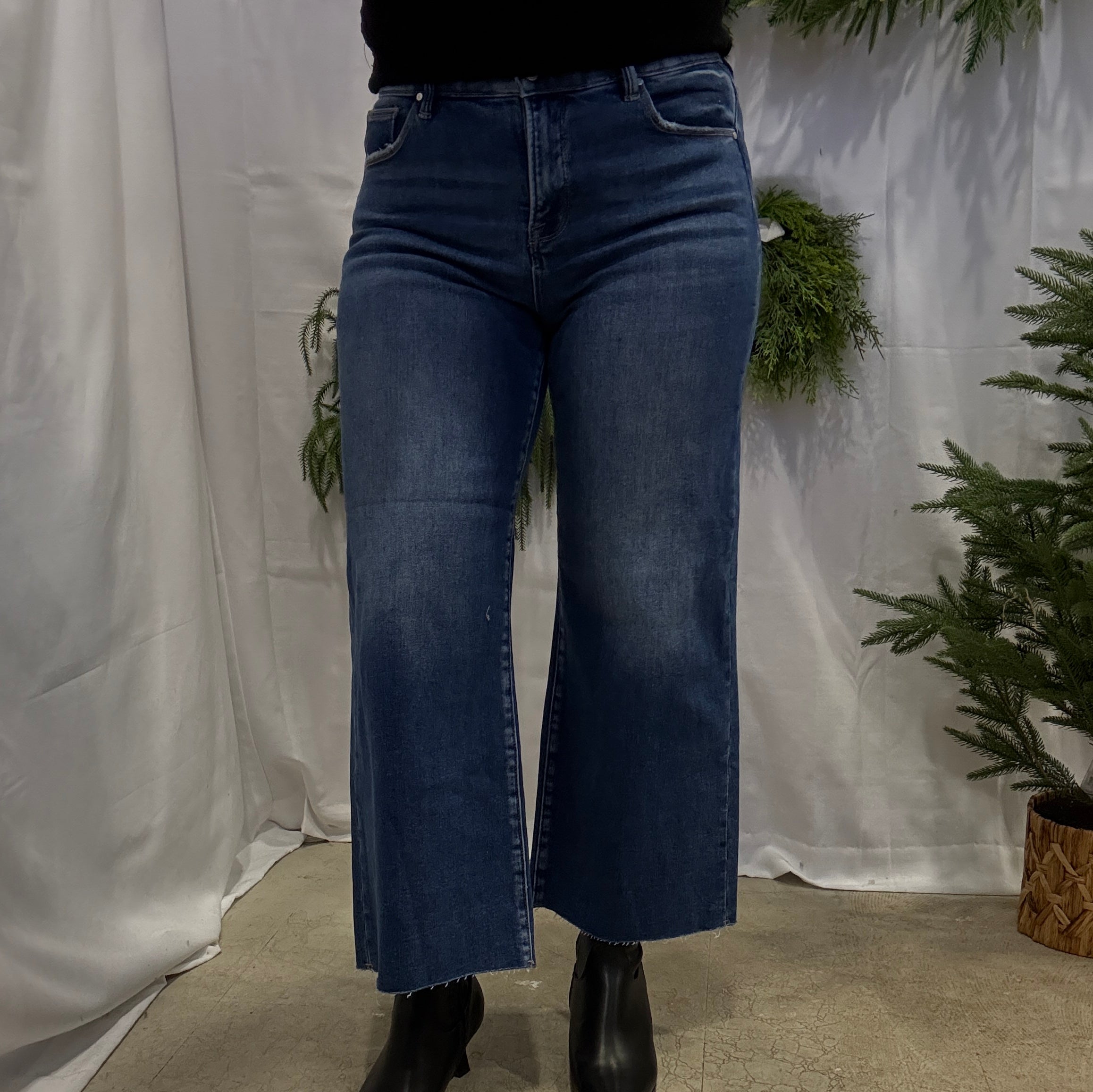 Risen Leslie Medium Wash Crop Jeans-Final Sale-Jeans-risen-The Silo Boutique, Women's Fashion Boutique Located in Warren and Grand Forks North Dakota