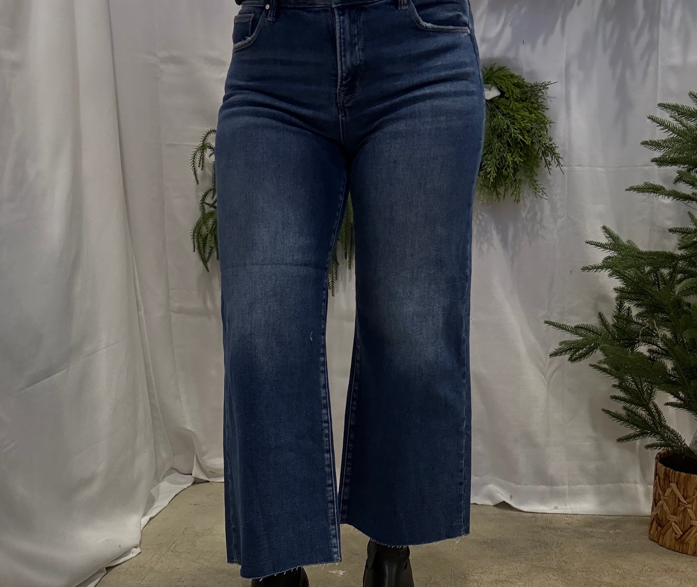 Risen Leslie Medium Wash Crop Jeans-Jeans-risen-The Silo Boutique, Women's Fashion Boutique Located in Warren and Grand Forks North Dakota