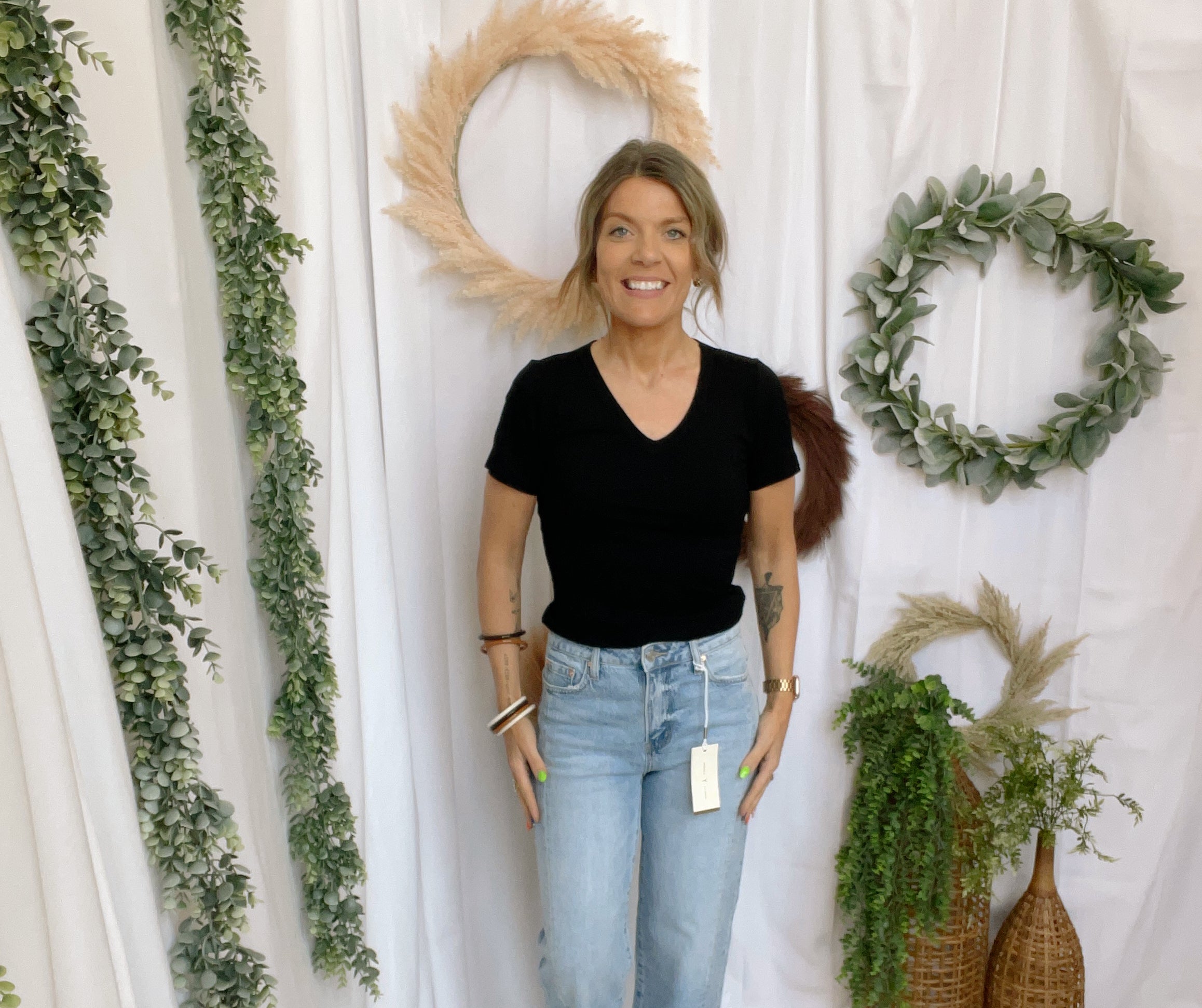 Mimi Ribbed V Neck Top-Black-Short Sleeve Tops-mittoshop-The Silo Boutique, Women's Fashion Boutique Located in Warren and Grand Forks North Dakota