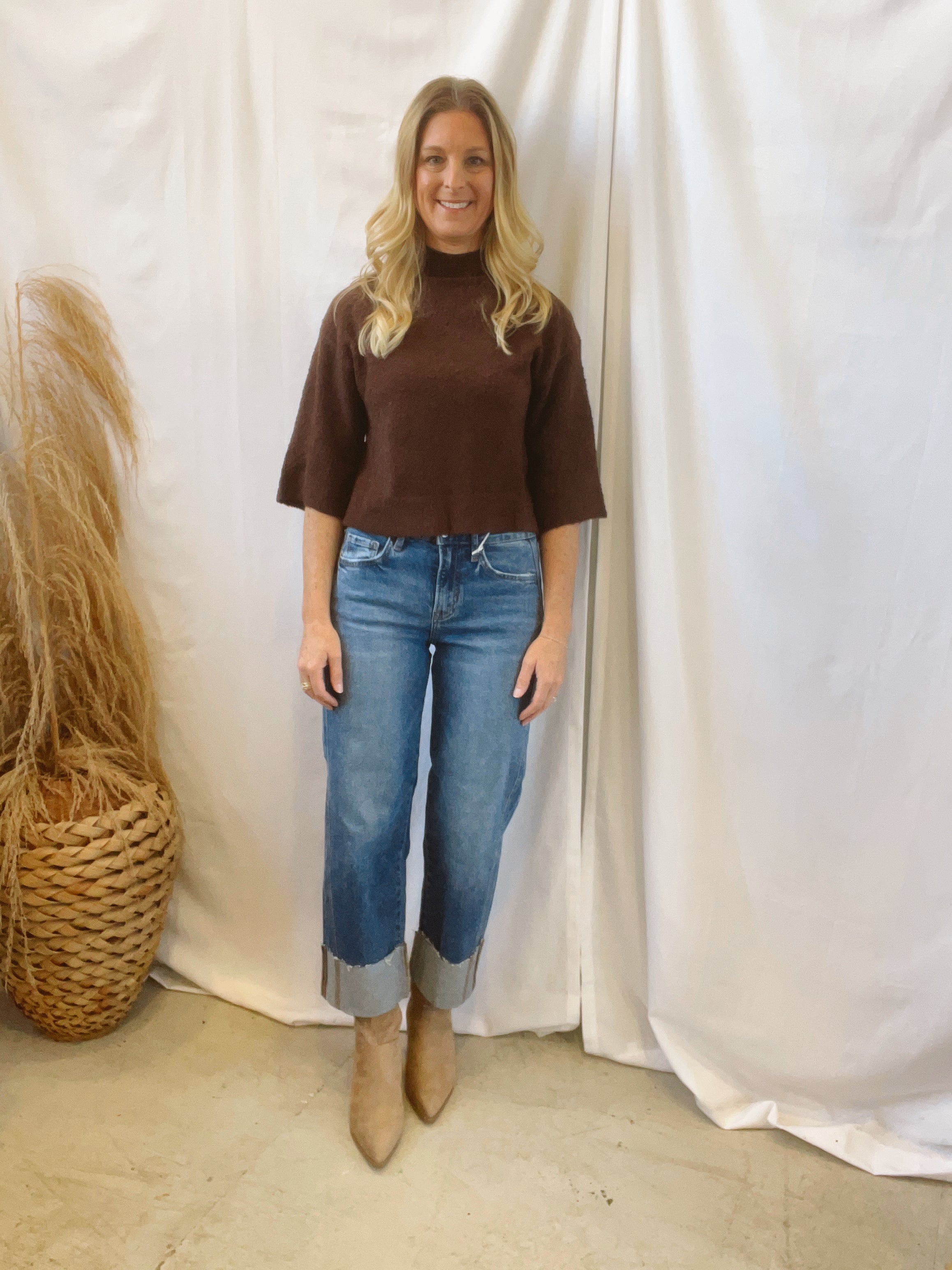 The Soft Quarter Sleeve Sweater-Brown-Sweaters-ENTRO-The Silo Boutique, Women's Fashion Boutique Located in Warren and Grand Forks North Dakota