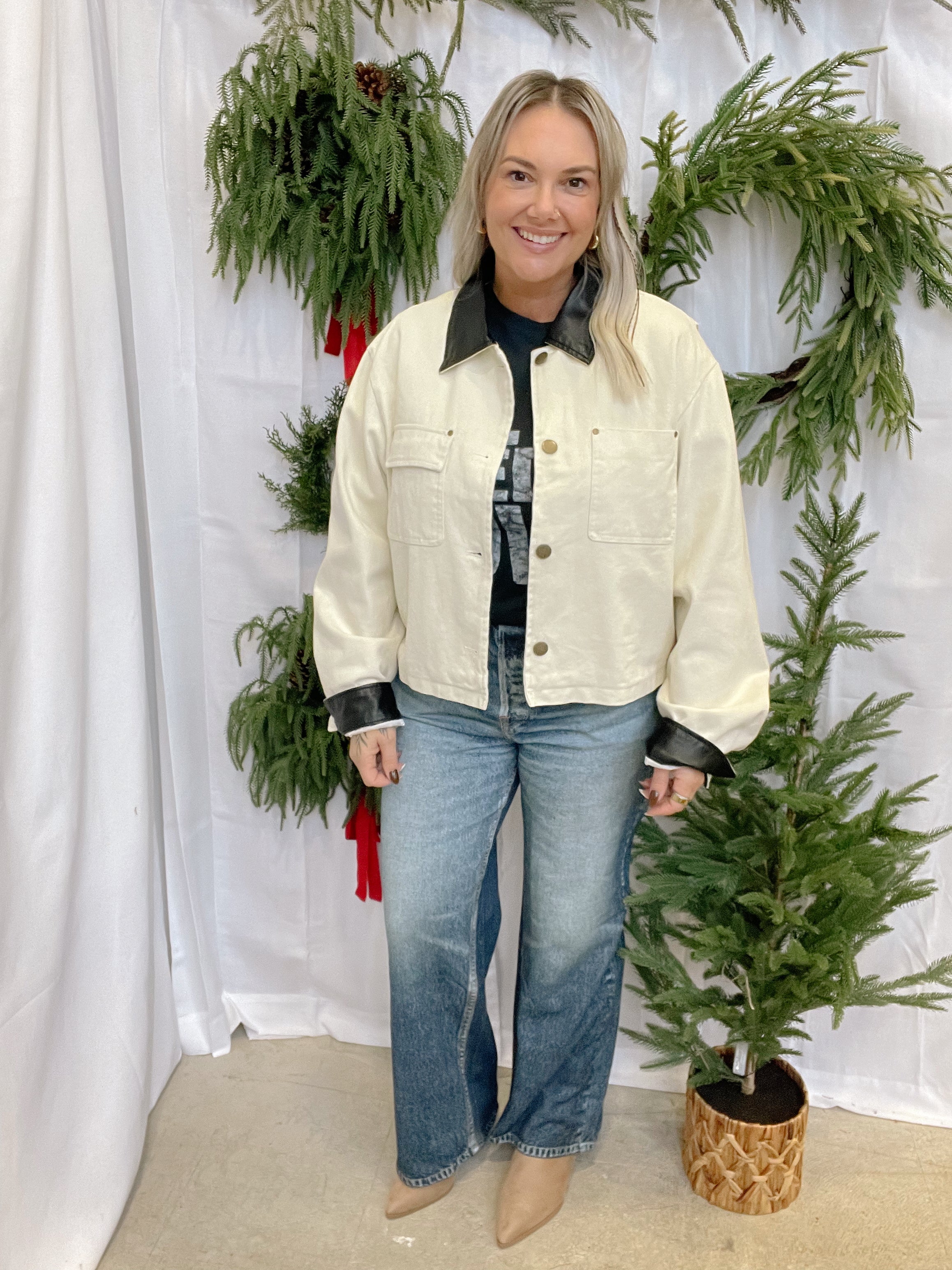 Elan Bone Barn Jacket-Coats & Jackets-elan-The Silo Boutique, Women's Fashion Boutique Located in Warren and Grand Forks North Dakota