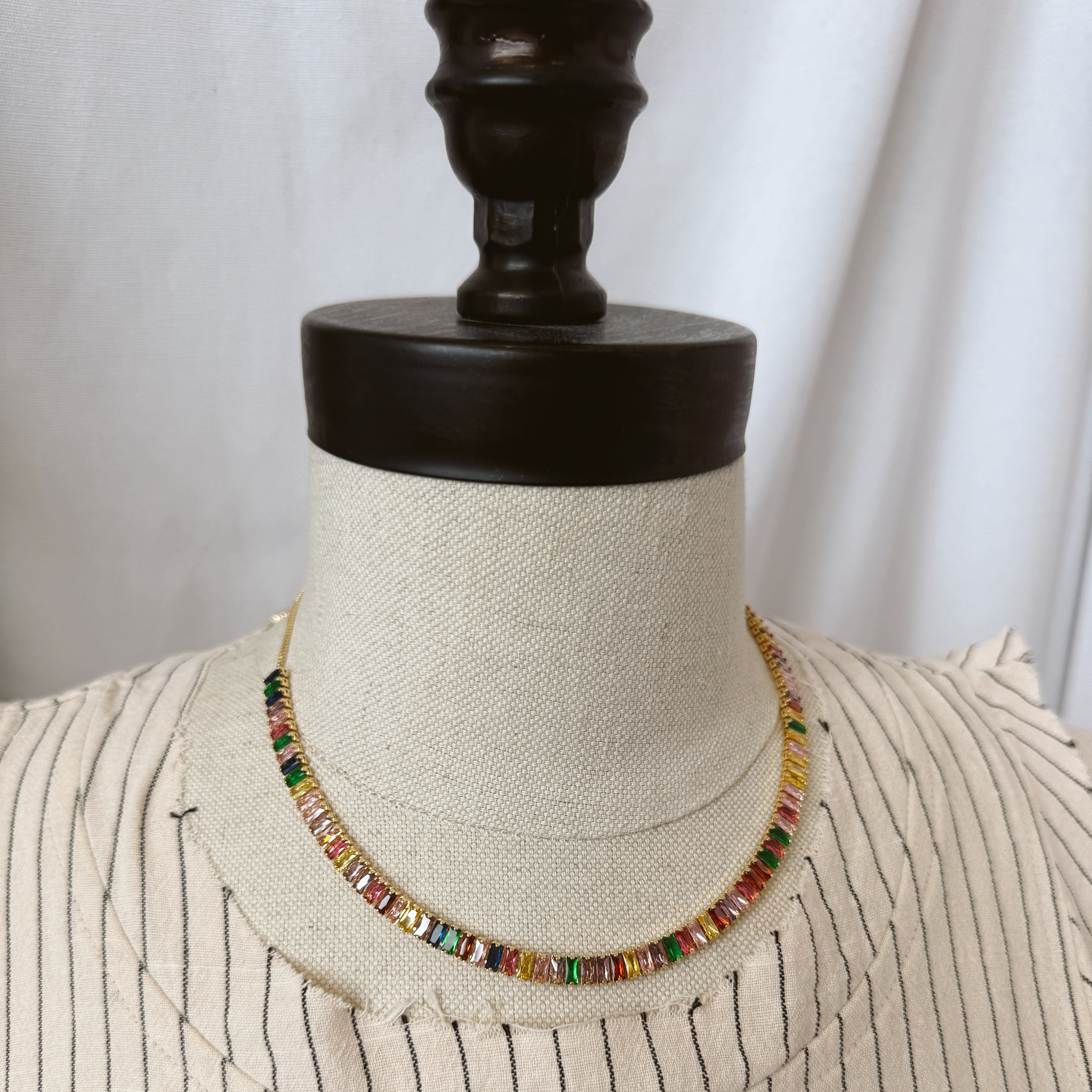 Colorful Stone Necklace-Necklaces-fame-The Silo Boutique, Women's Fashion Boutique Located in Warren and Grand Forks North Dakota