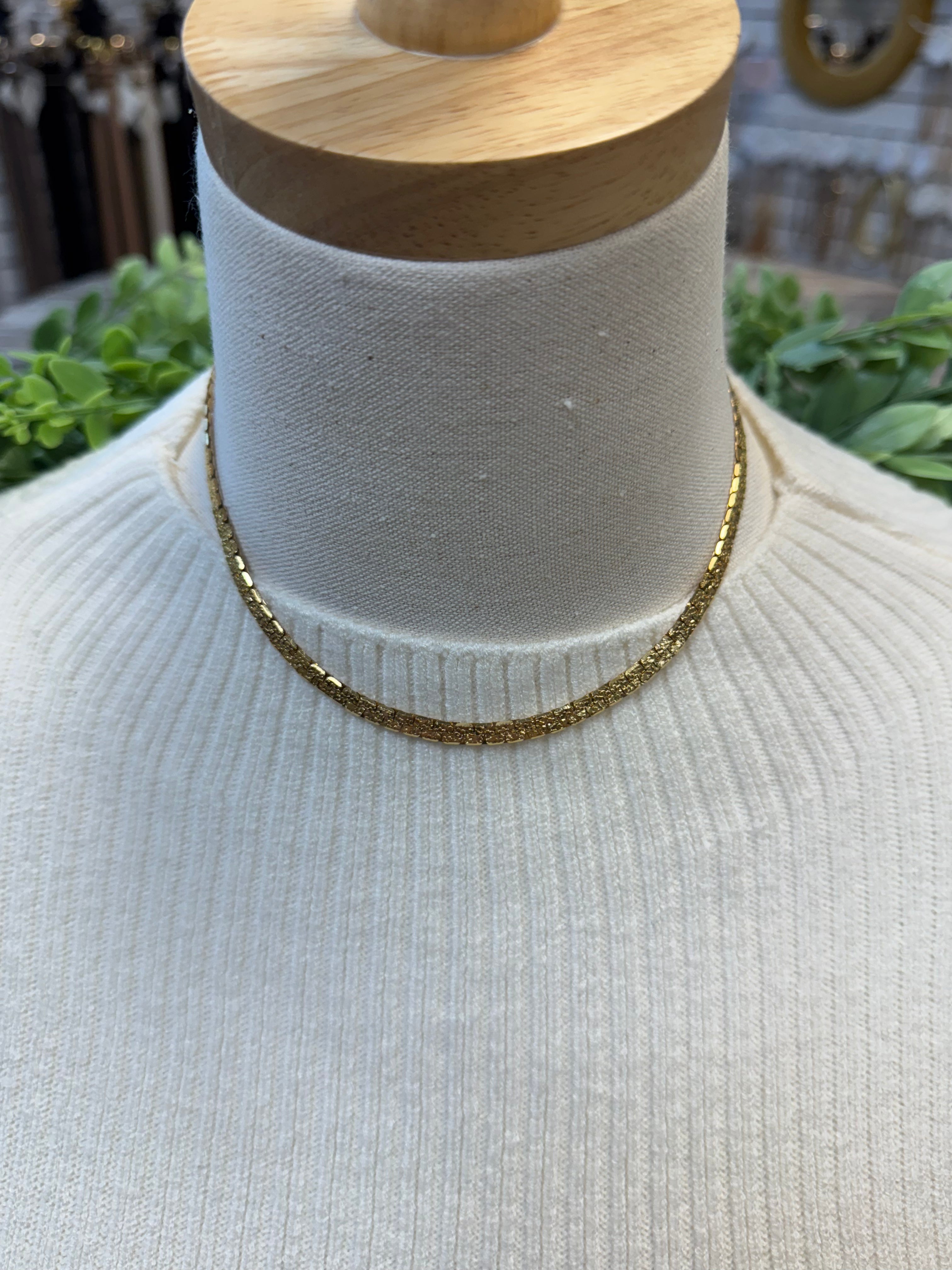 Savvy Gold Crush Necklace-Necklaces-savvy bling-The Silo Boutique, Women's Fashion Boutique Located in Warren and Grand Forks North Dakota