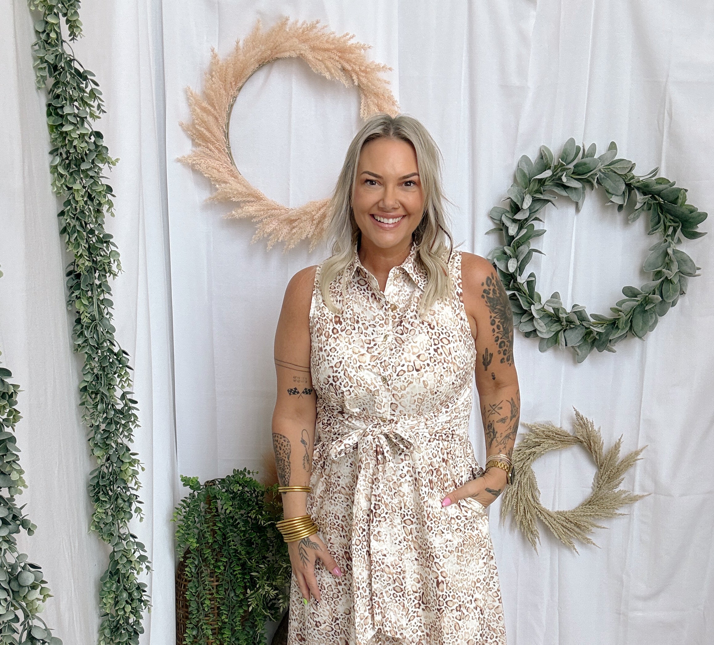 Kiki Animal Midi Dress-Dresses-ENTRO-The Silo Boutique, Women's Fashion Boutique Located in Warren and Grand Forks North Dakota