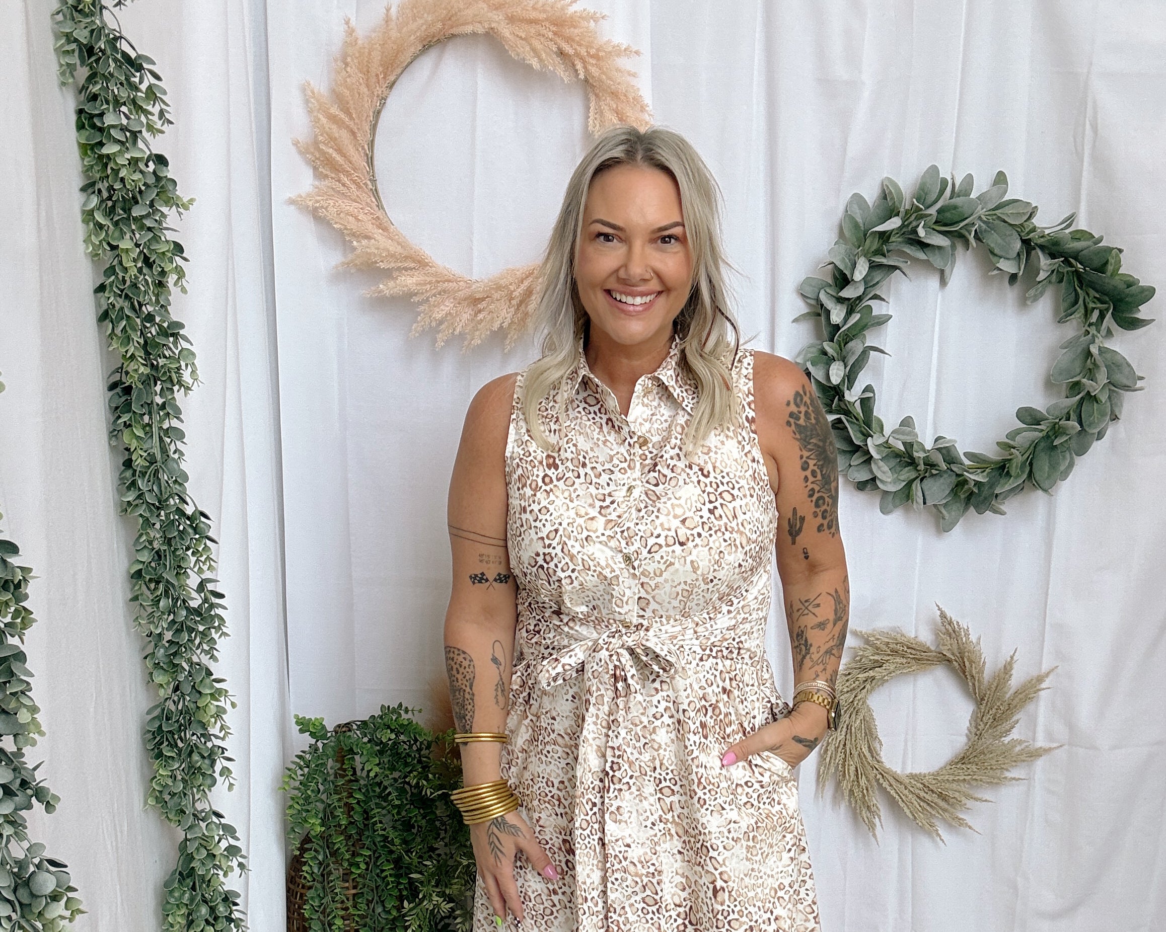 Kiki Animal Midi Dress-Dresses-ENTRO-The Silo Boutique, Women's Fashion Boutique Located in Warren and Grand Forks North Dakota