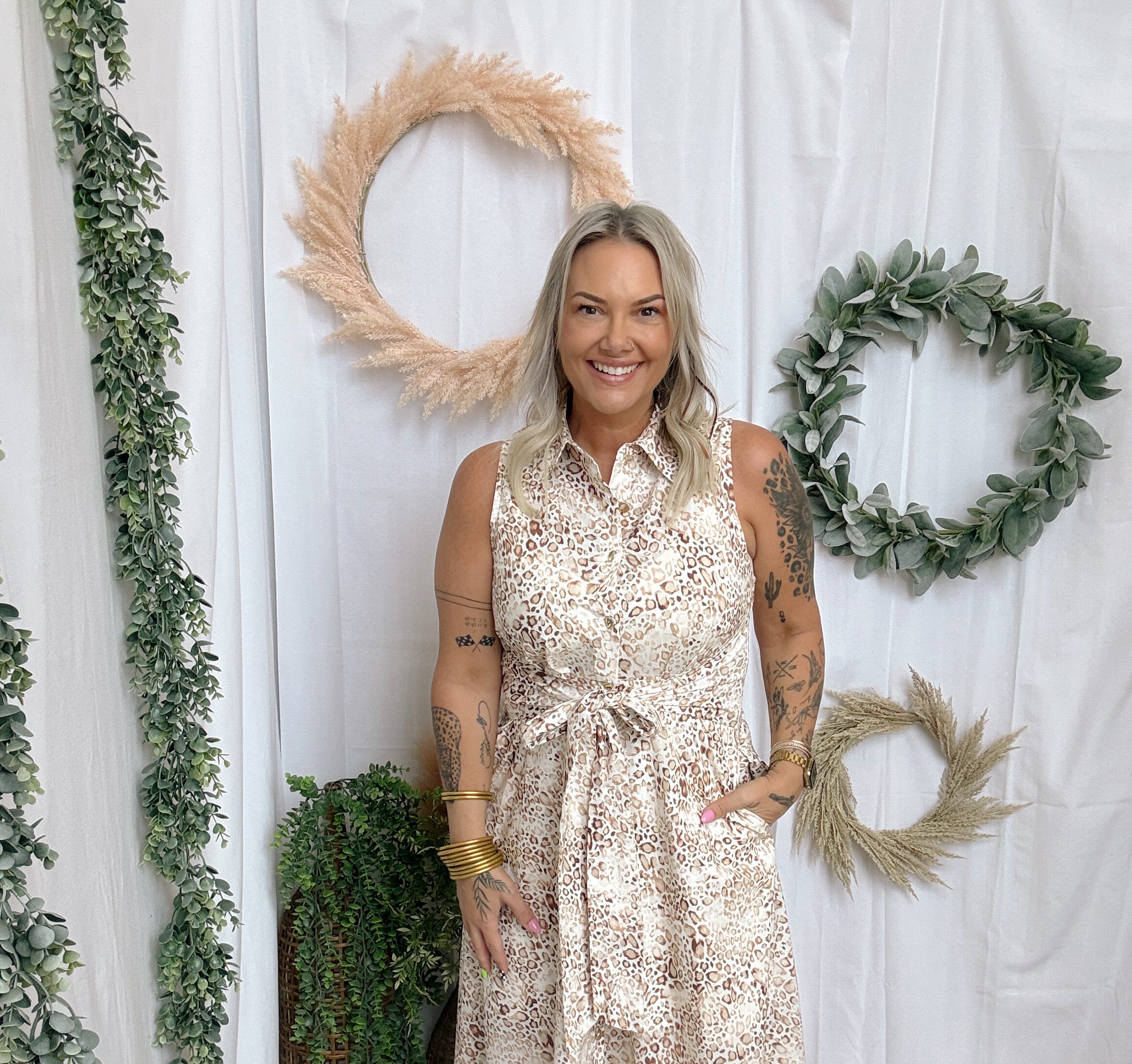 Kiki Animal Midi Dress-Dresses-ENTRO-The Silo Boutique, Women's Fashion Boutique Located in Warren and Grand Forks North Dakota