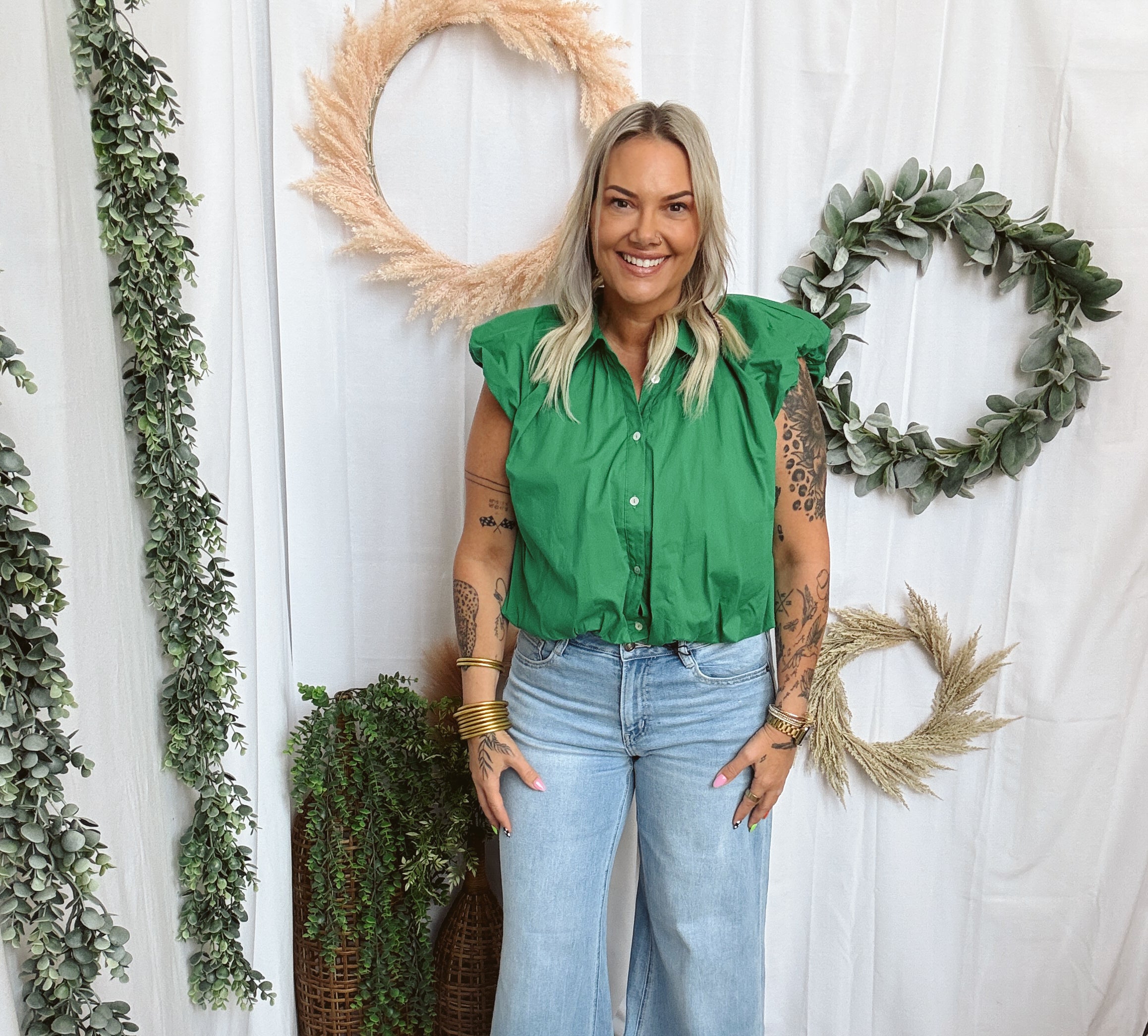 Mica Wide Leg Baggy Fit Jeans-Jeans-mica-The Silo Boutique, Women's Fashion Boutique Located in Warren and Grand Forks North Dakota