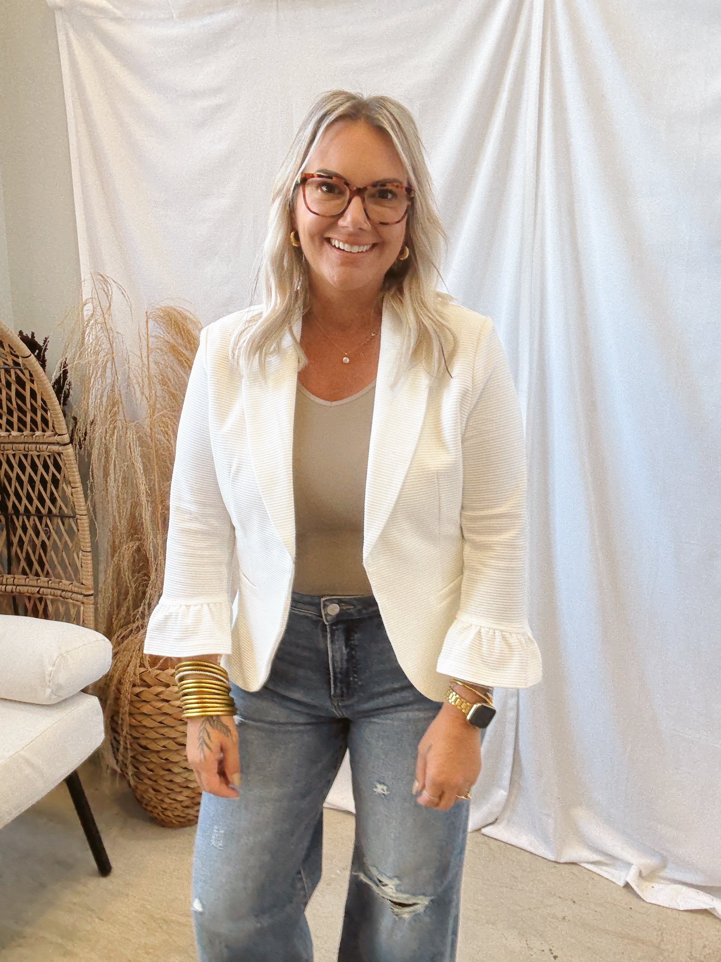 Rae Off White Blazer-Blazers-Doe and Rae-The Silo Boutique, Women's Fashion Boutique Located in Warren and Grand Forks North Dakota
