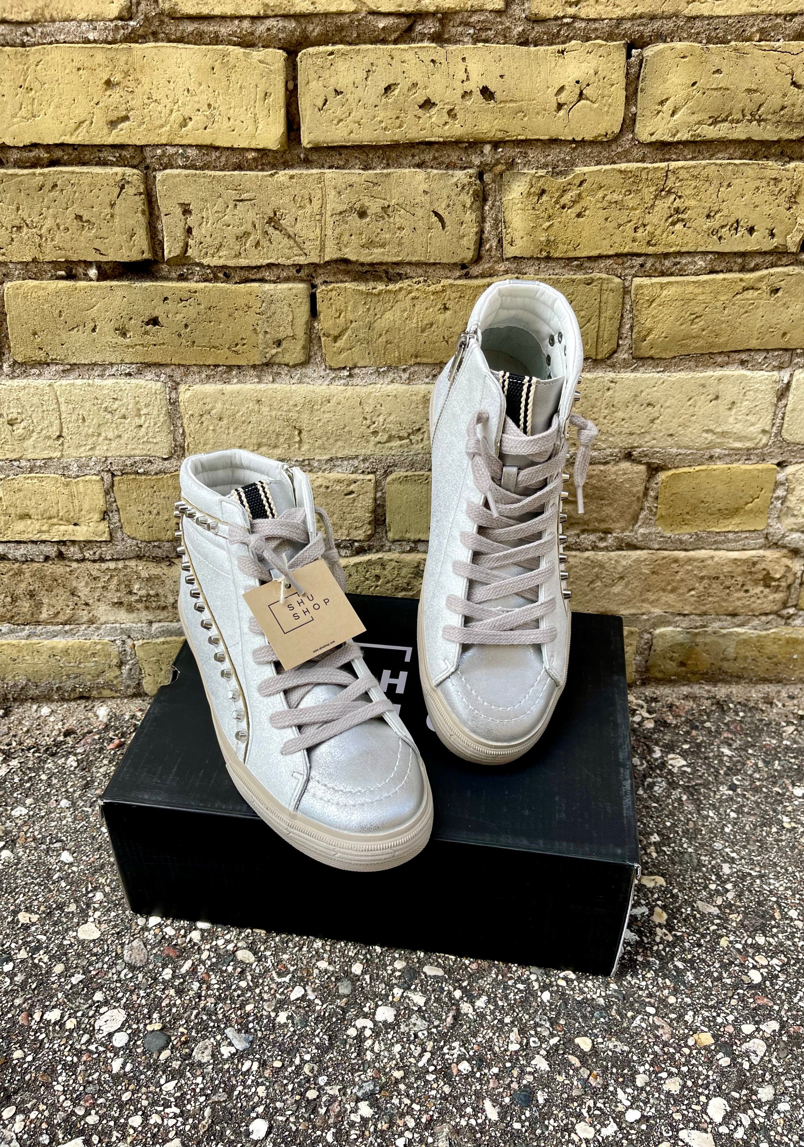ShuShop Rio White Silver Sneaker-Final Sale-Shoes-shushop-The Silo Boutique, Women's Fashion Boutique Located in Warren and Grand Forks North Dakota