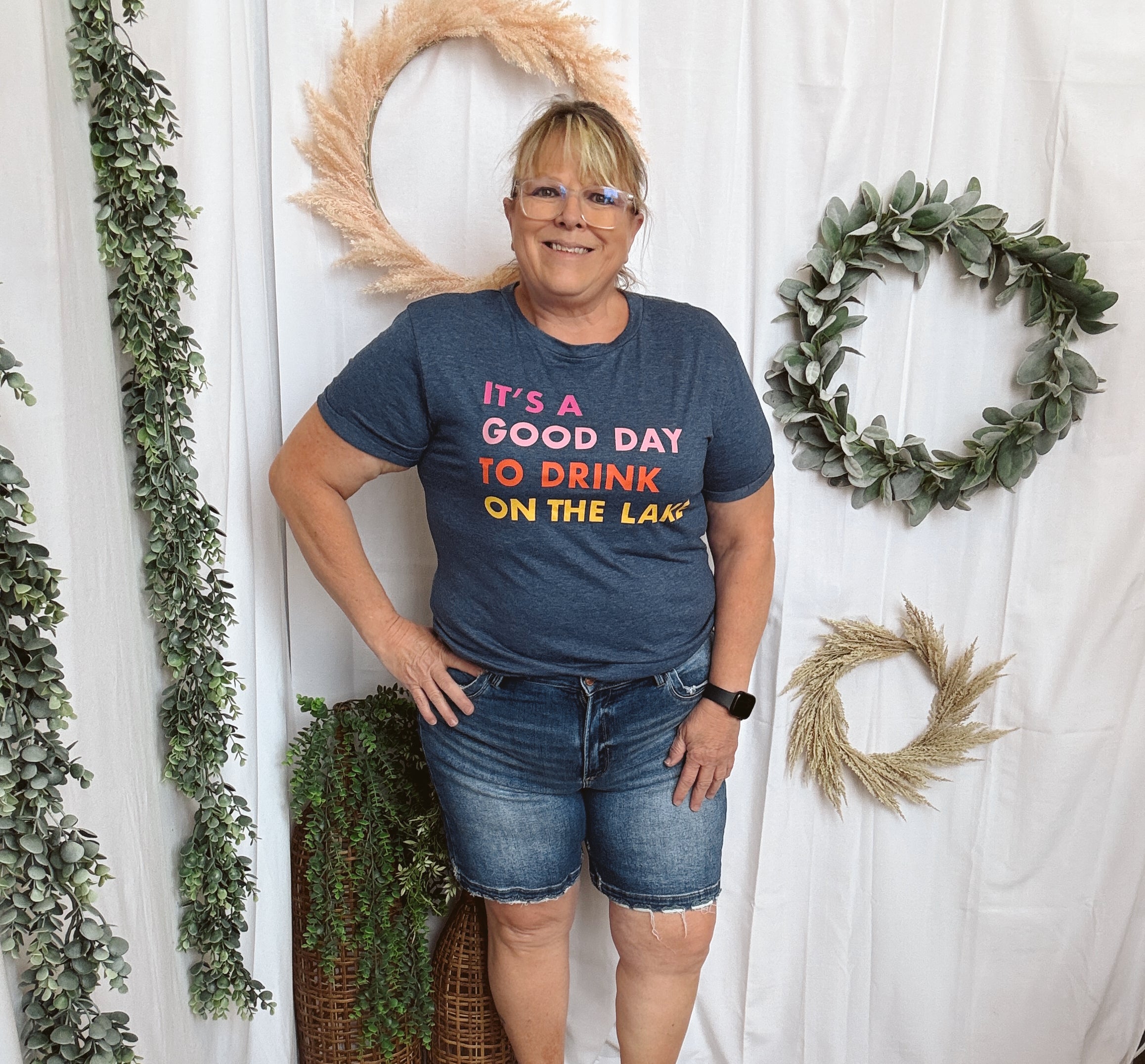 Drink On the Lake Tee-Navy-Graphic Tees-panache-The Silo Boutique, Women's Fashion Boutique Located in Warren and Grand Forks North Dakota