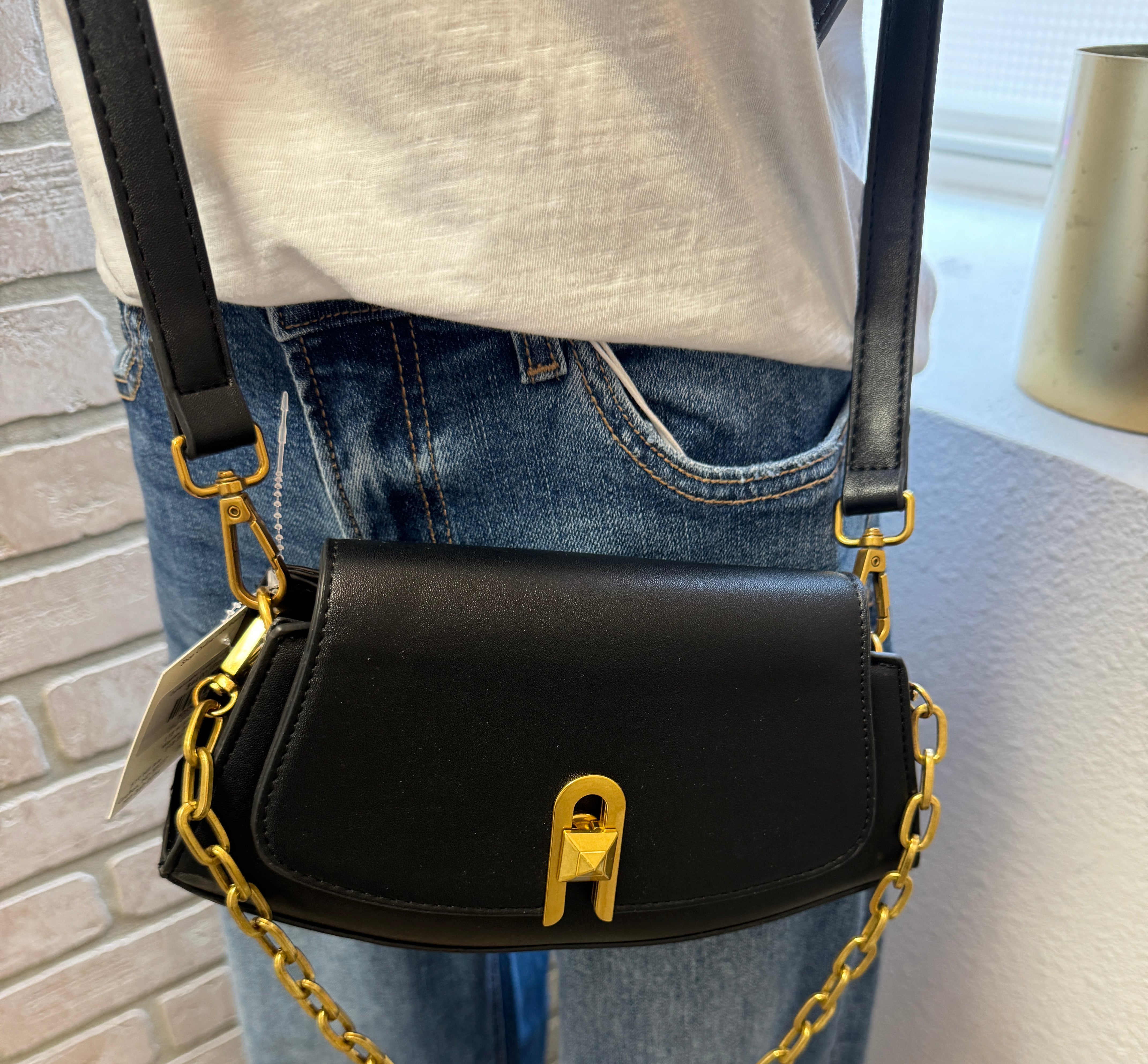 Curved Leather Crossbody or Shoulder Purse-Crossbody Purses-Fame-The Silo Boutique, Women's Fashion Boutique Located in Warren and Grand Forks North Dakota