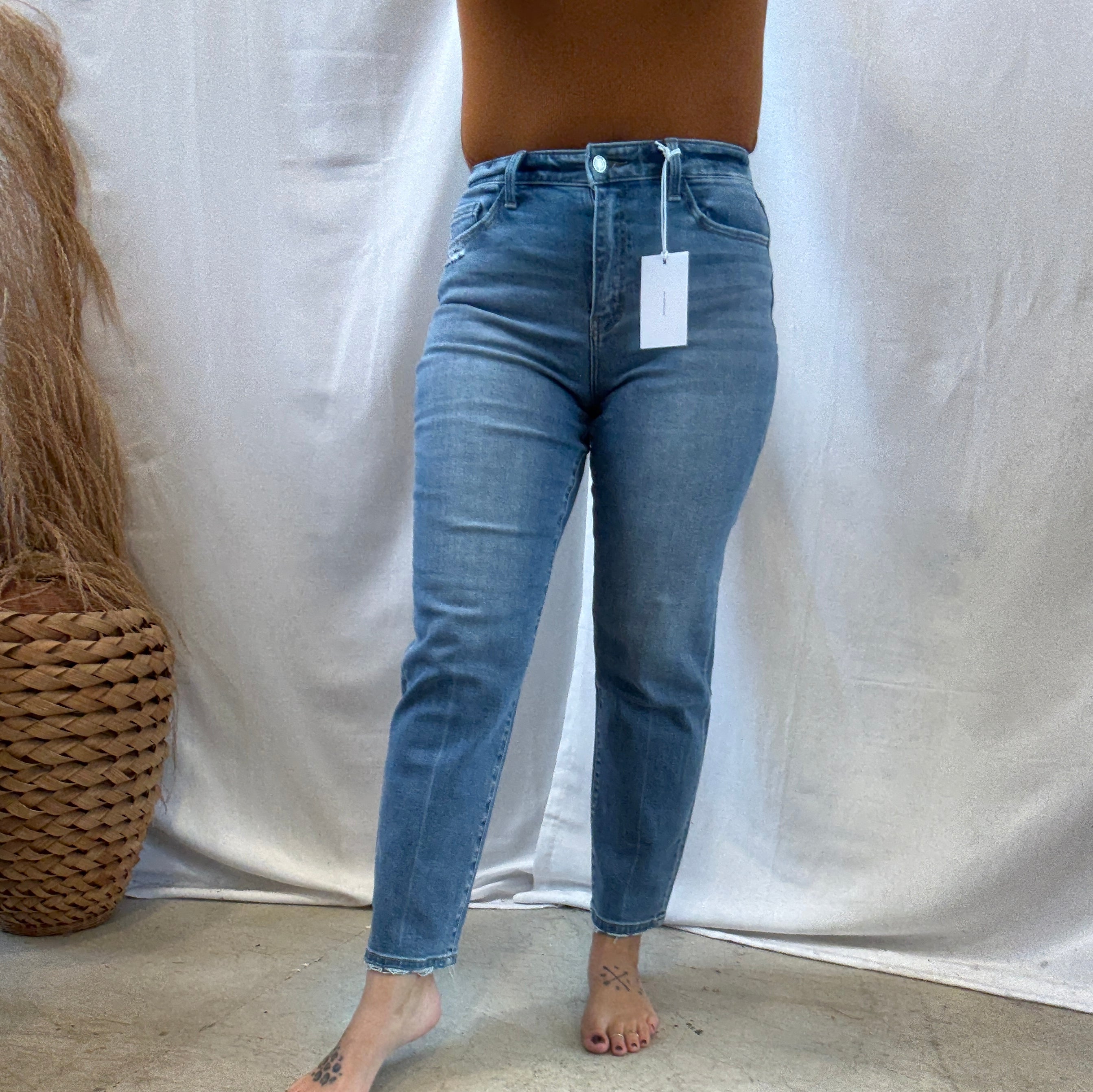Vervet Bardot Jeans-Jeans-vervet-The Silo Boutique, Women's Fashion Boutique Located in Warren and Grand Forks North Dakota