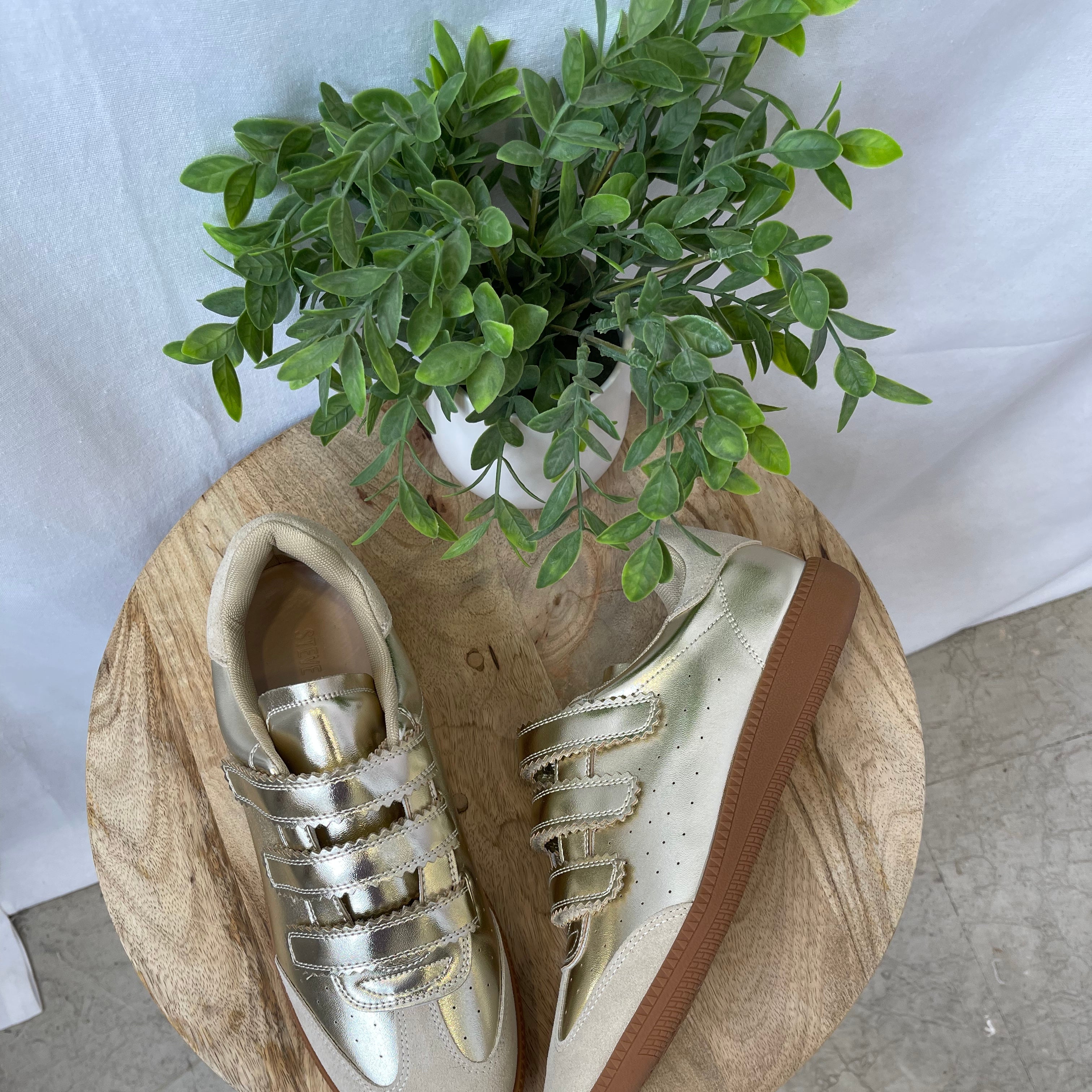 Steve Madden Momentum Gold Sneaker-Final Sale-Sneakers-steve madden-The Silo Boutique, Women's Fashion Boutique Located in Warren and Grand Forks North Dakota