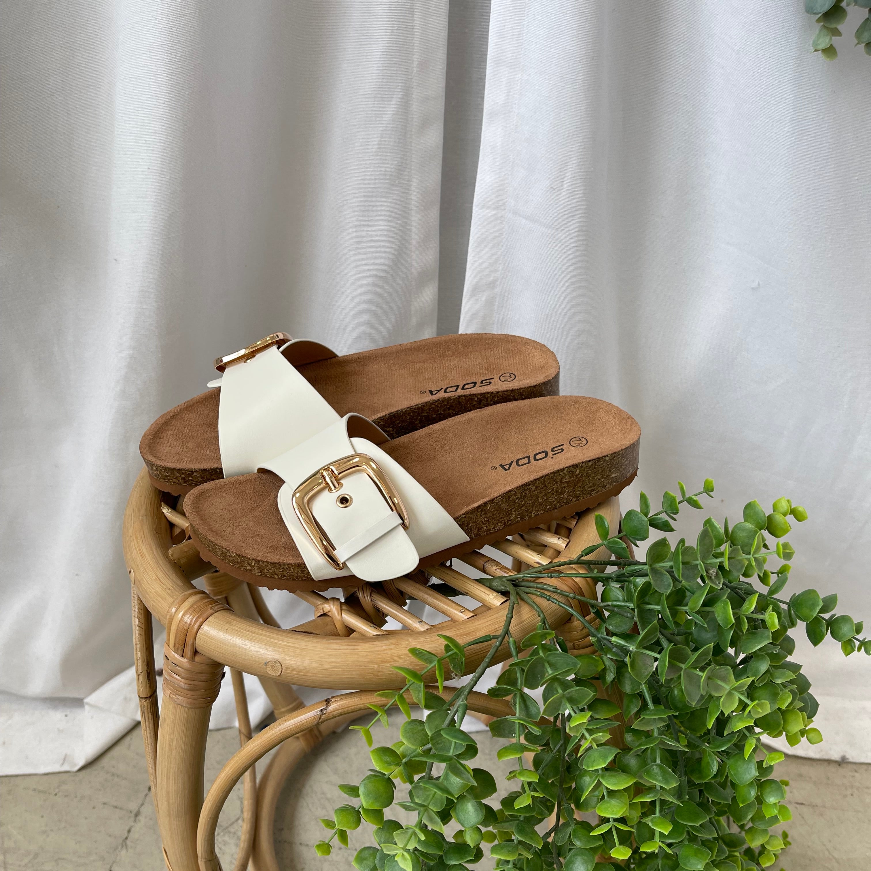 Soda Lizzy White Sandal-Sandals-soda-The Silo Boutique, Women's Fashion Boutique Located in Warren and Grand Forks North Dakota
