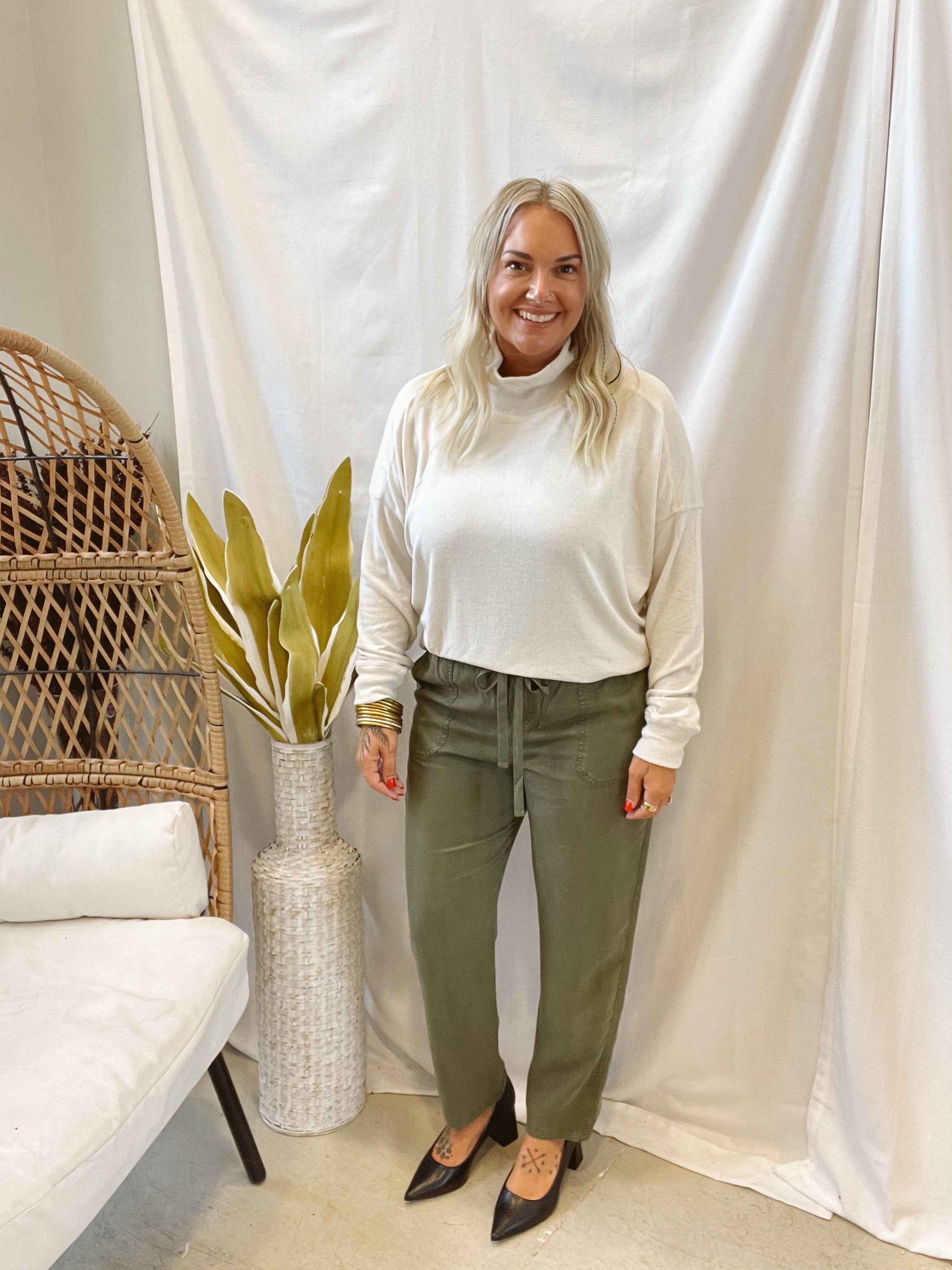 Cool Oatmeal Turtleneck Sweater-Sweaters-be cool-The Silo Boutique, Women's Fashion Boutique Located in Warren and Grand Forks North Dakota
