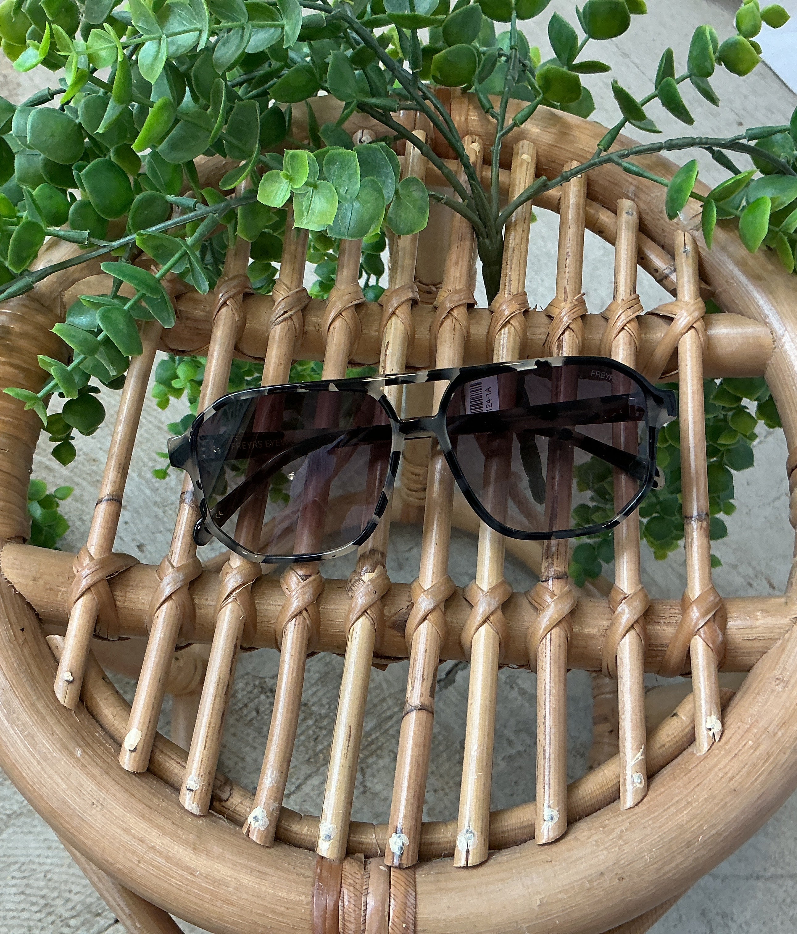 Freyrs Billie Sunglasses-Tortoise-Sunglasses-freyers-The Silo Boutique, Women's Fashion Boutique Located in Warren and Grand Forks North Dakota