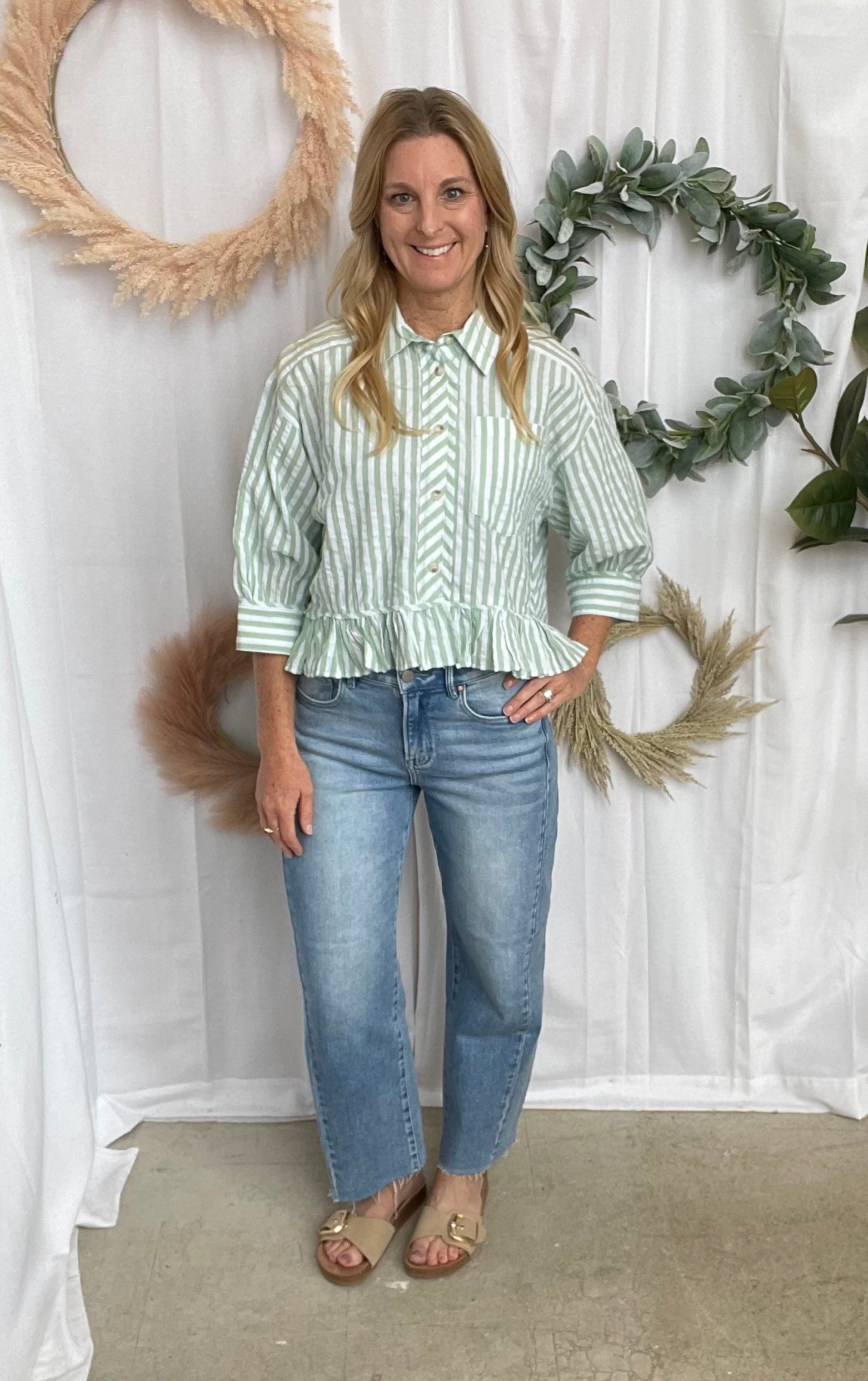 Risen Raw Slouchy Crop Barrel Jeans-Jeans-risen-The Silo Boutique, Women's Fashion Boutique Located in Warren and Grand Forks North Dakota