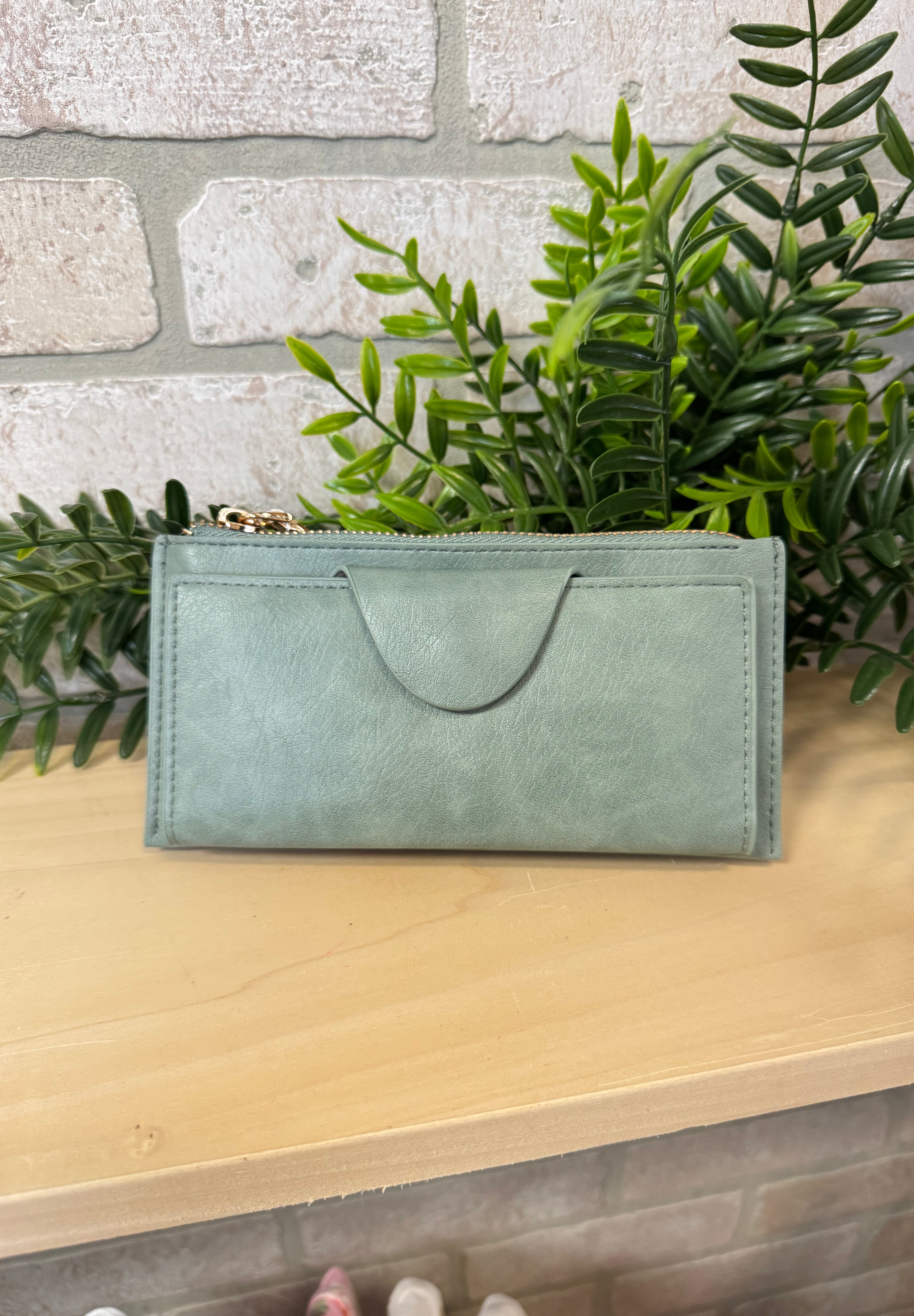 Kyla RFID Wallet w/ Snap Closure-Wallets-Jen and Co-The Silo Boutique, Women's Fashion Boutique Located in Warren and Grand Forks North Dakota