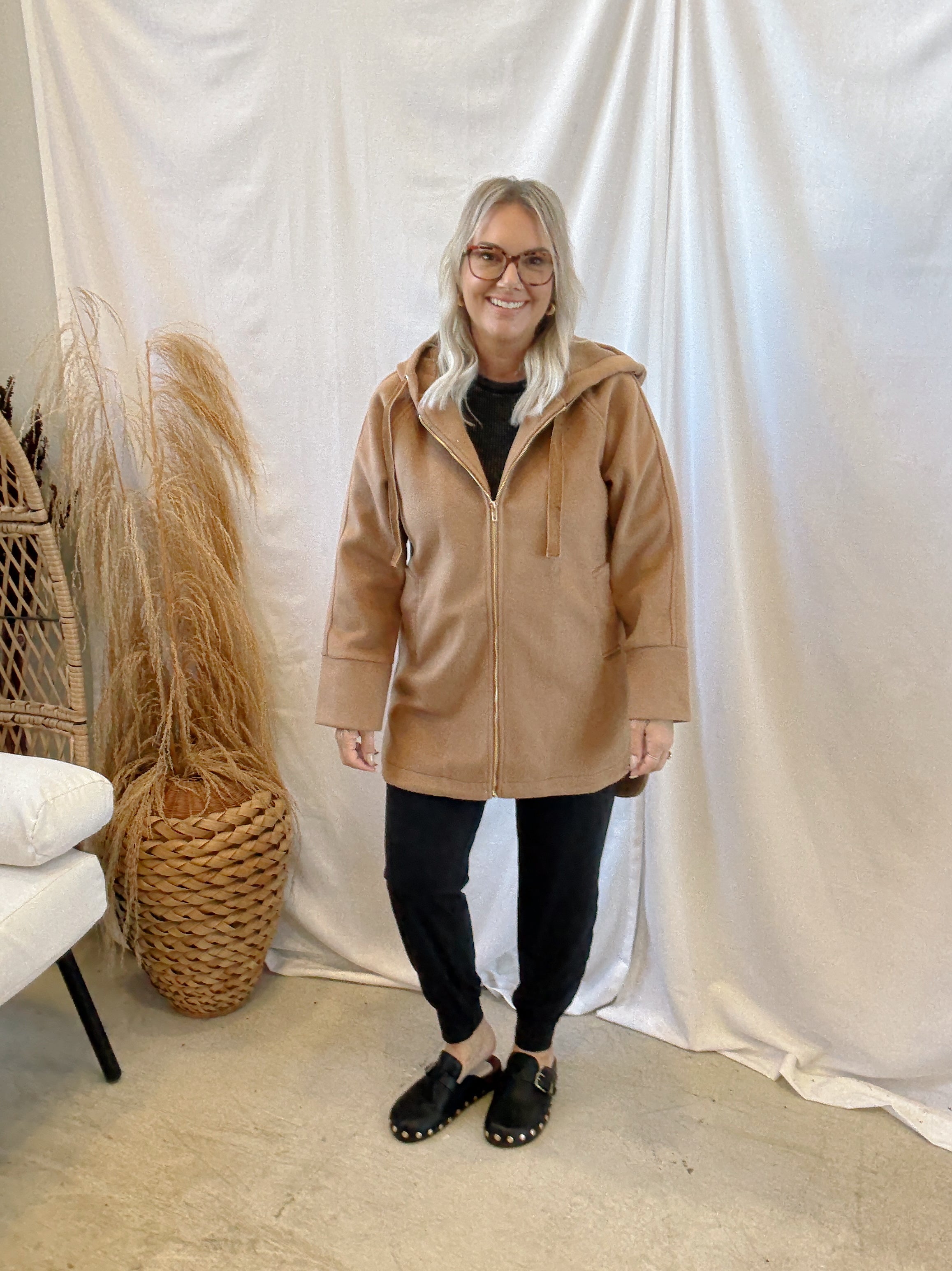 Mystree Camel Zip Up Coat-Vests-mystree-The Silo Boutique, Women's Fashion Boutique Located in Warren and Grand Forks North Dakota