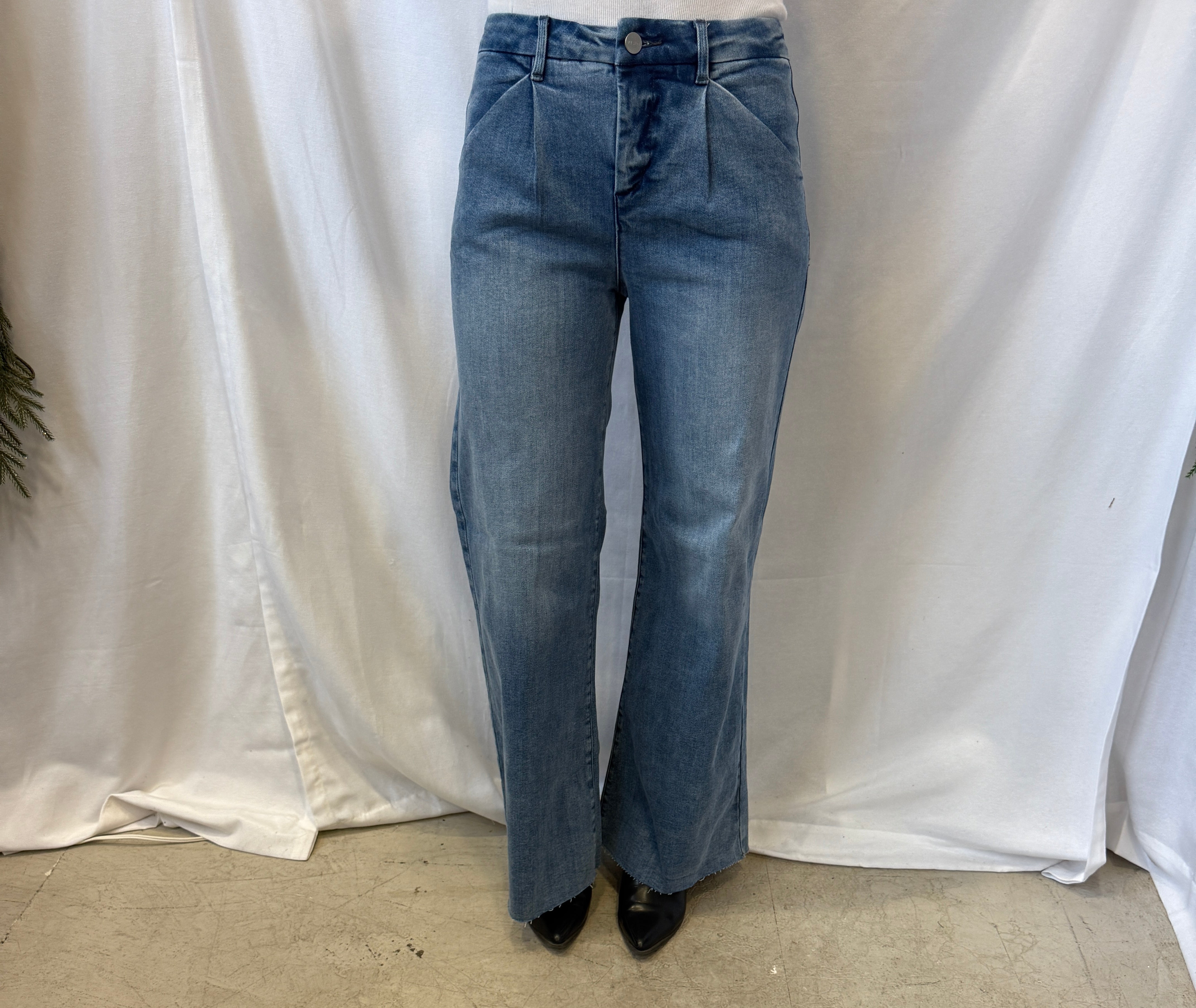 Risen Wide Leg Pleated Jeans-Jeans-risen-The Silo Boutique, Women's Fashion Boutique Located in Warren and Grand Forks North Dakota