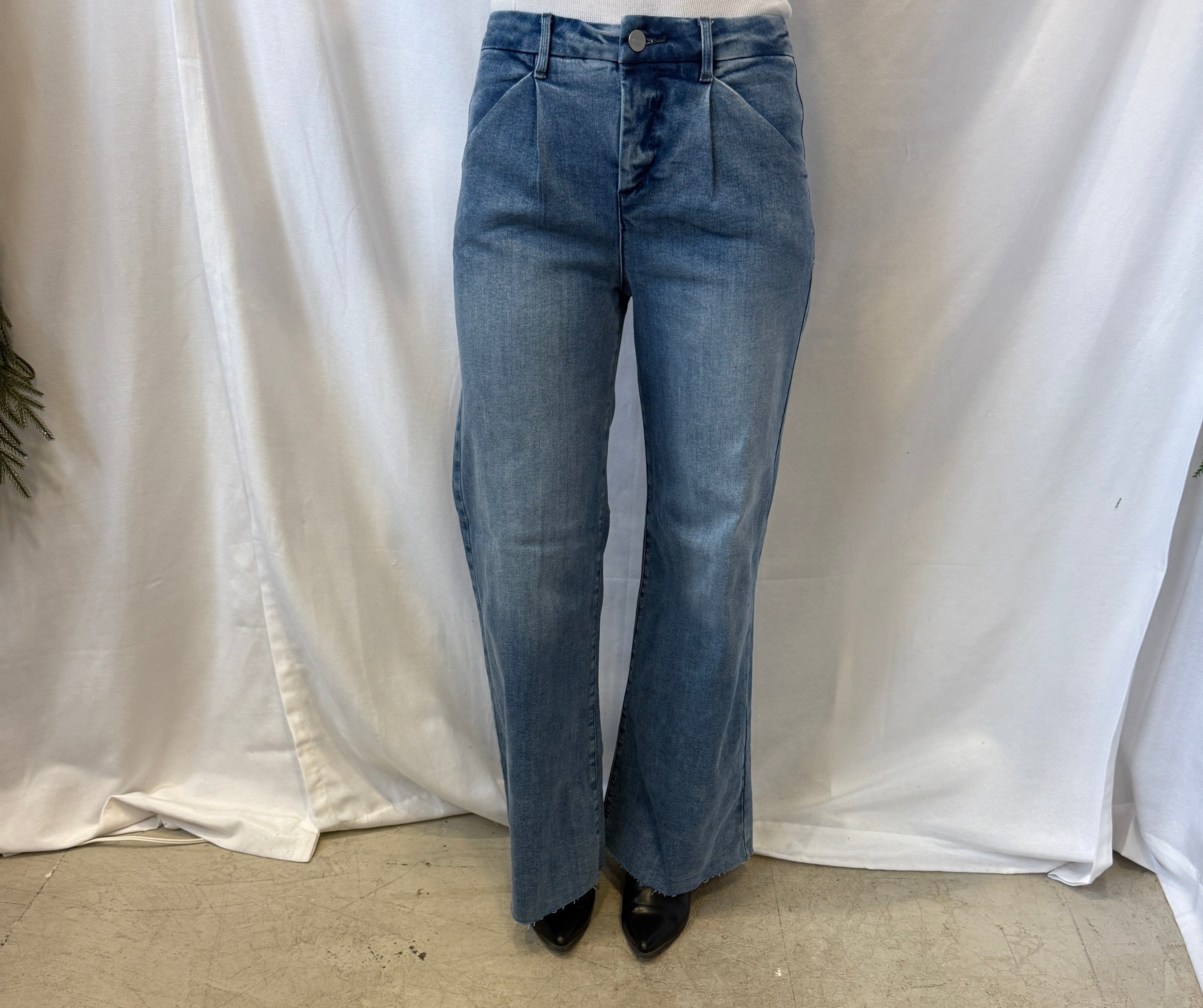 Risen Wide Leg Pleated Jeans-Jeans-risen-The Silo Boutique, Women's Fashion Boutique Located in Warren and Grand Forks North Dakota