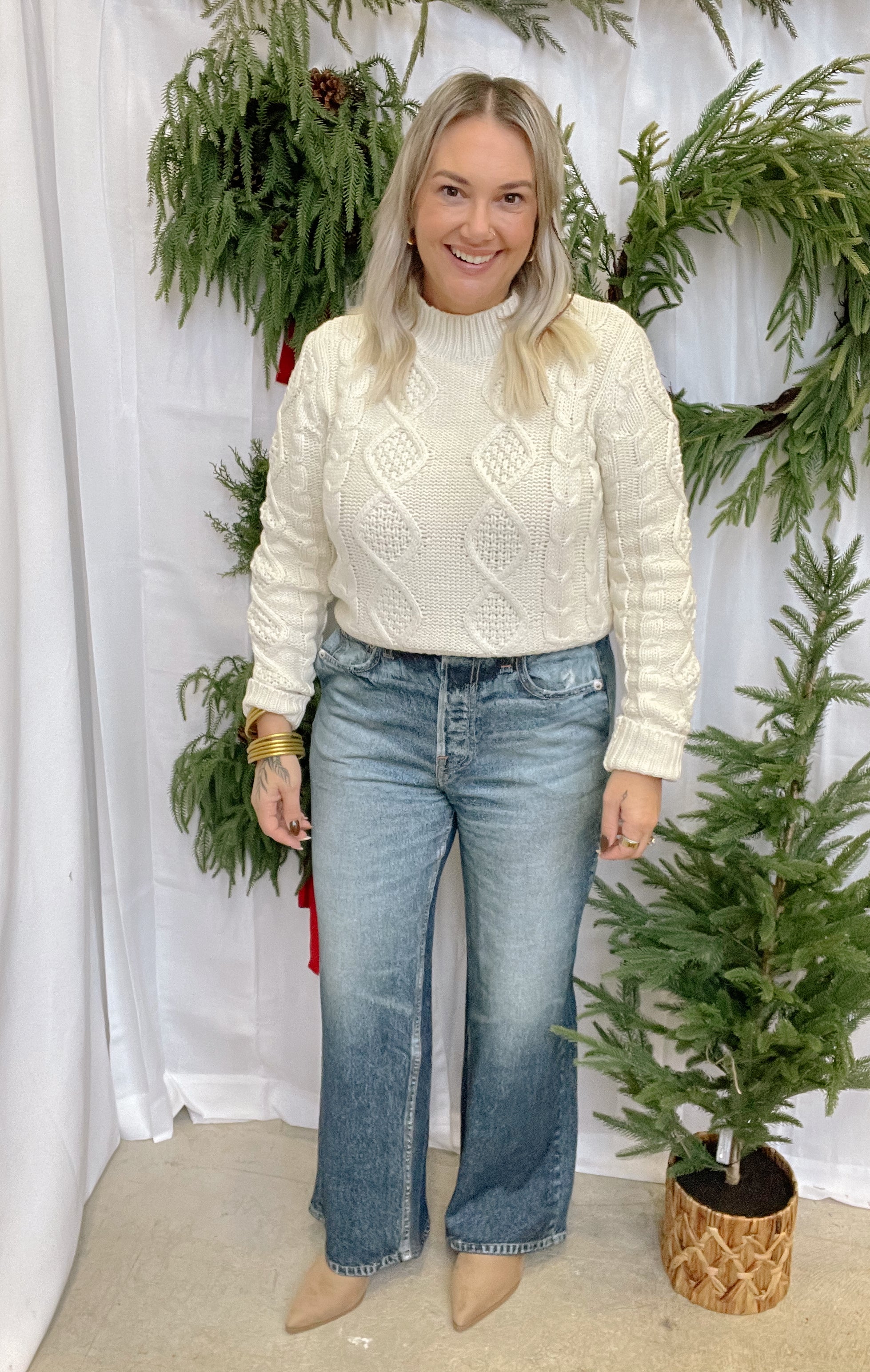 Elan Jenna Sweatpant Jeans-Jeans-elan-The Silo Boutique, Women's Fashion Boutique Located in Warren and Grand Forks North Dakota