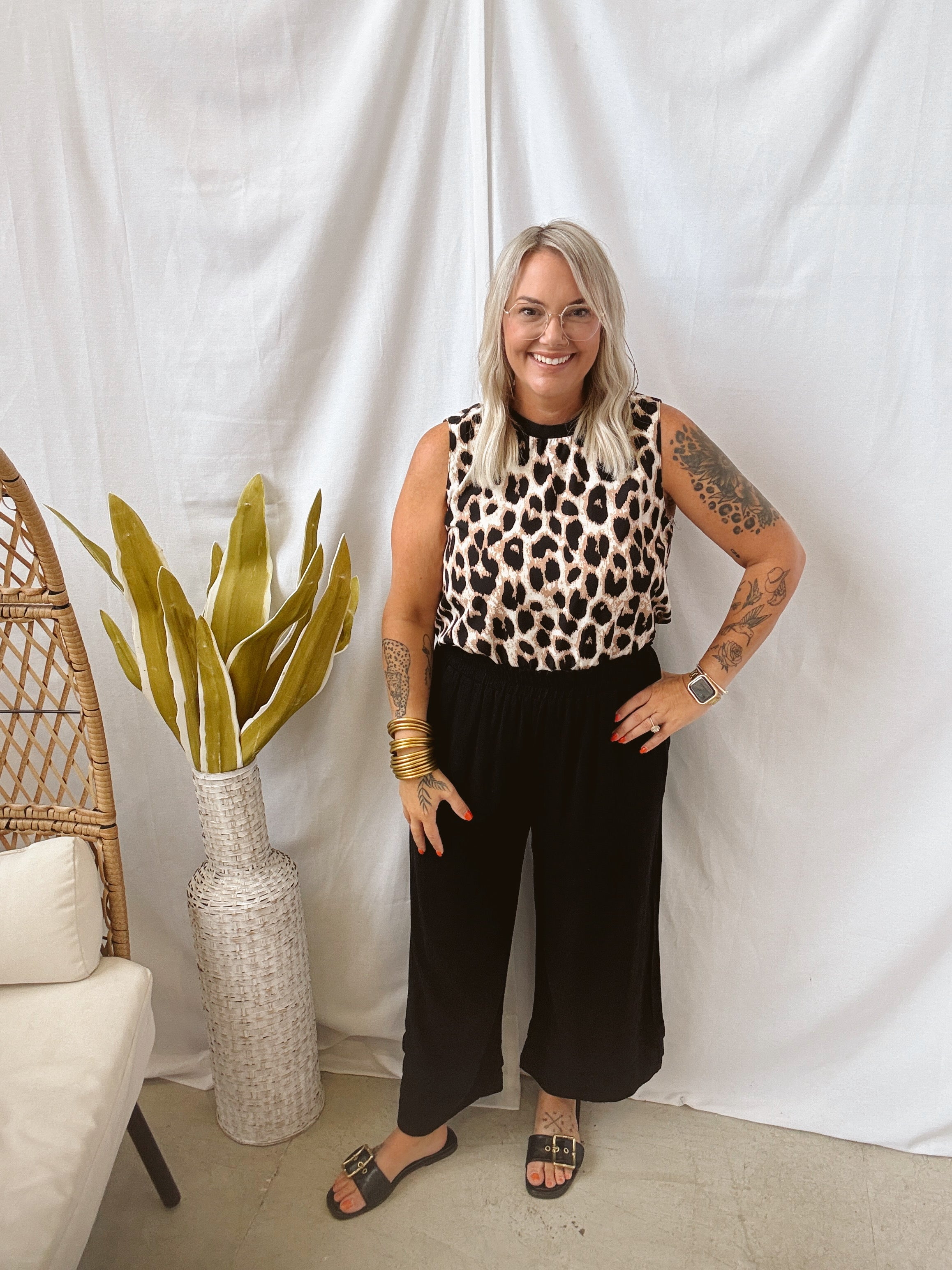 Linen Ankle Pant-Black-Pants-allie Rose-The Silo Boutique, Women's Fashion Boutique Located in Warren and Grand Forks North Dakota