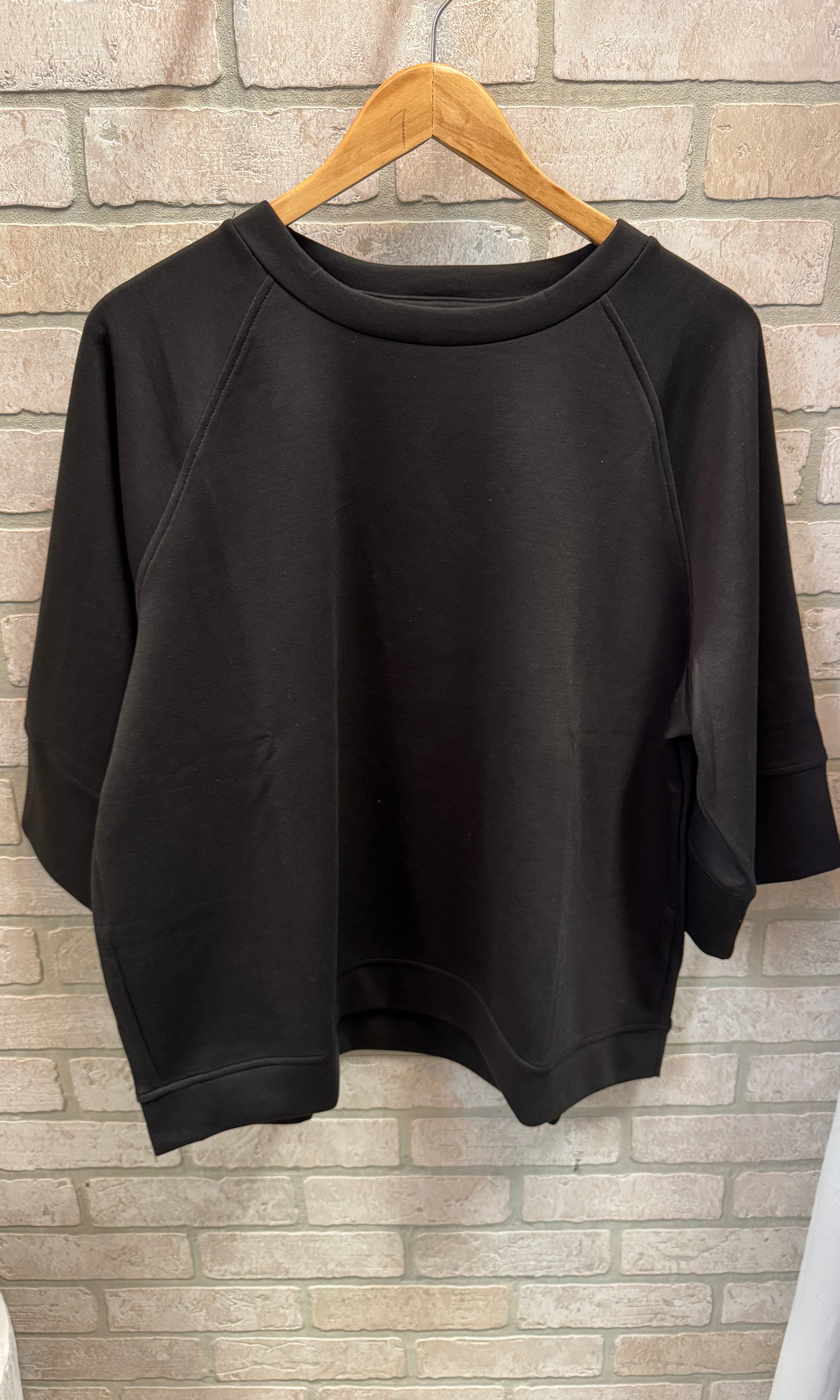 Louisa Scuba Quarter Sleeve Top-Black-The Silo Boutique-The Silo Boutique, Women's Fashion Boutique Located in Warren and Grand Forks North Dakota
