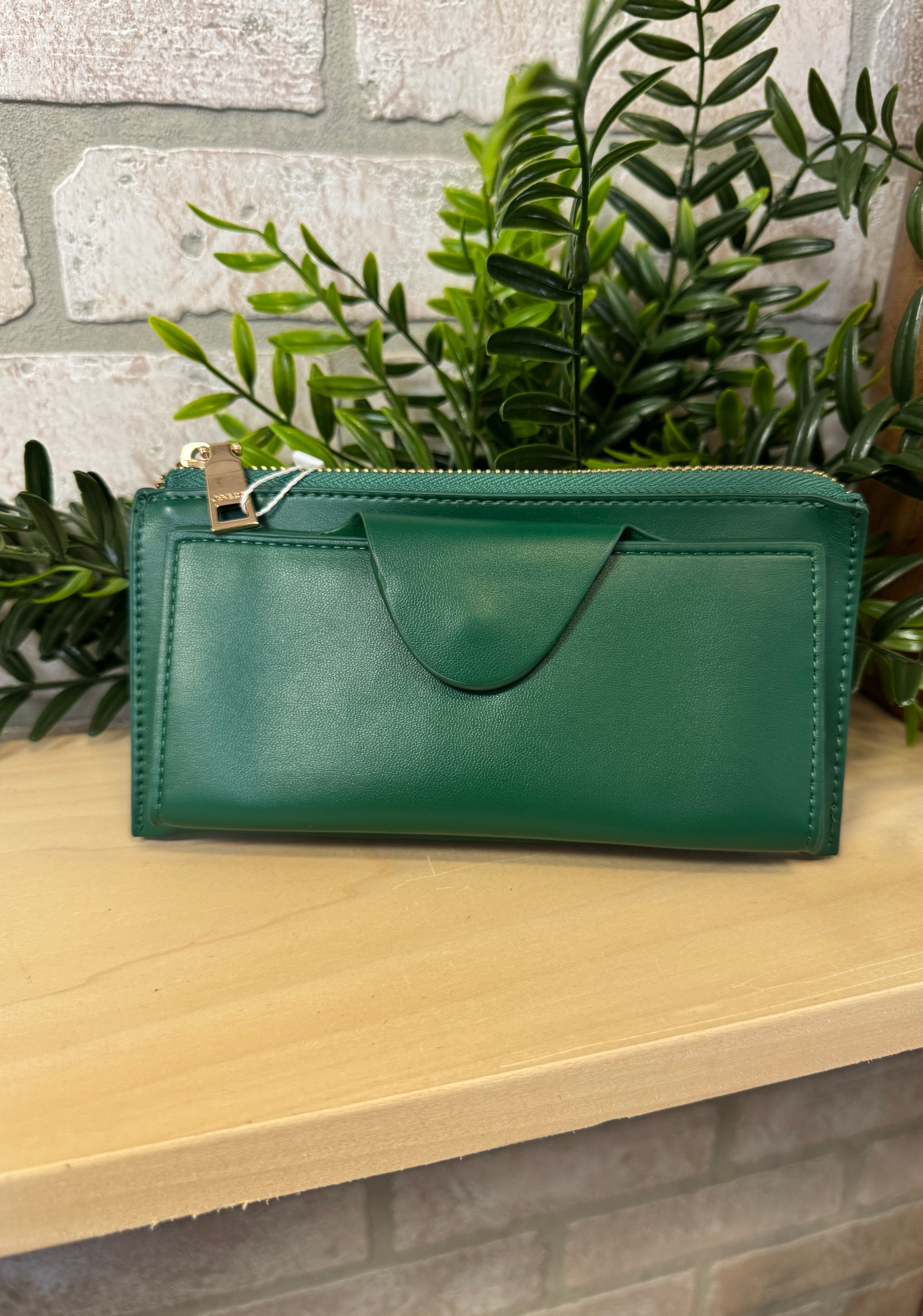 Kyla RFID Wallet w/ Snap Closure-Wallets-Jen and Co-The Silo Boutique, Women's Fashion Boutique Located in Warren and Grand Forks North Dakota