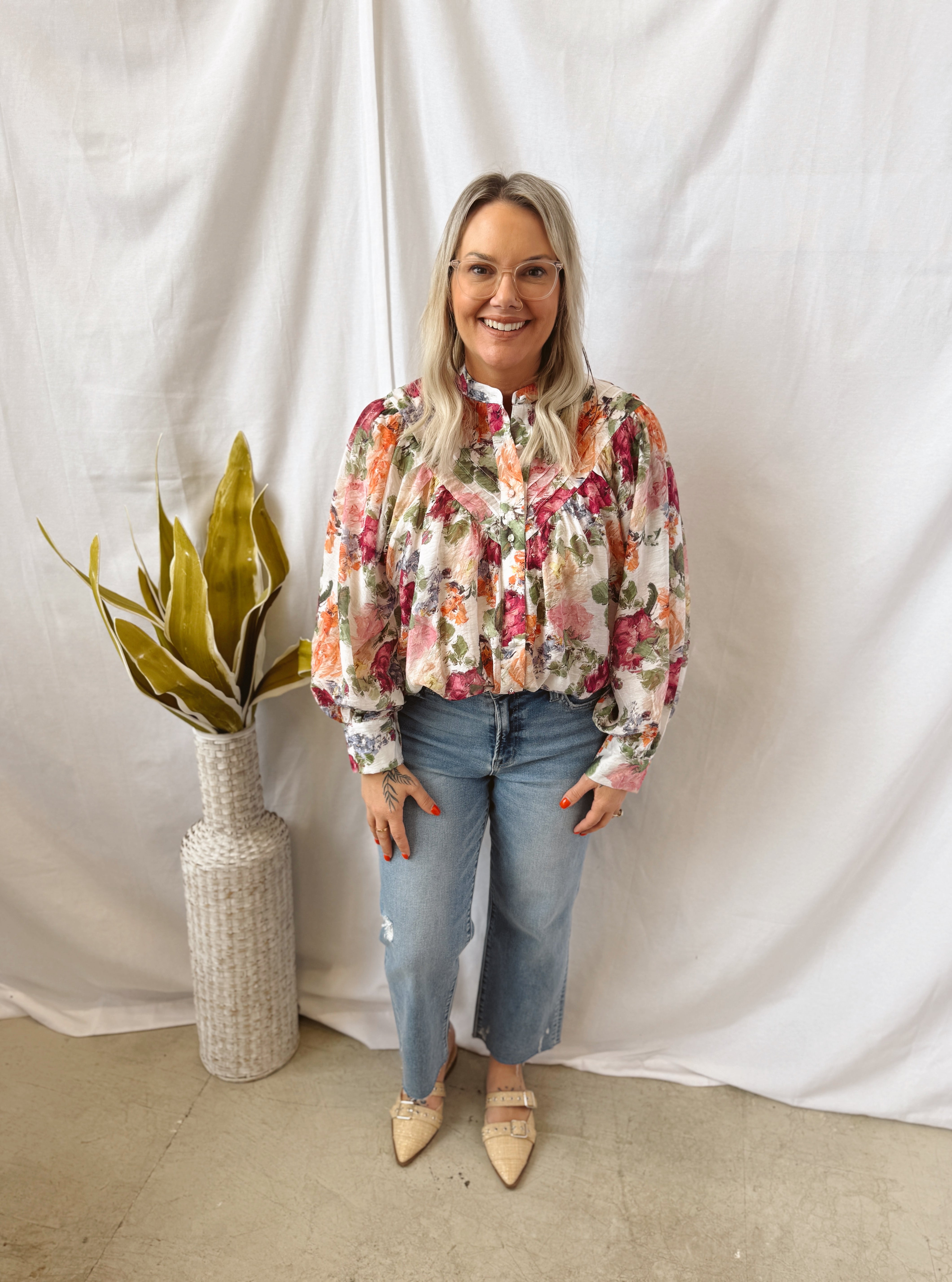 Vintage Floral Top-Long Sleeve Tops-eesome-The Silo Boutique, Women's Fashion Boutique Located in Warren and Grand Forks North Dakota